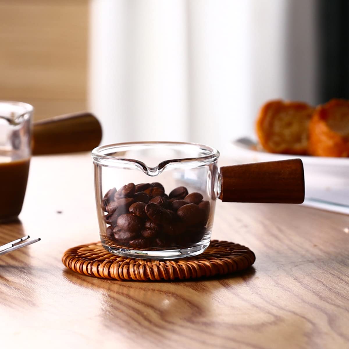Single Spout Espresso Coffee Shot Glass With Wood Handle Measuring Cup Triple Pitcher Milk Cup Coffee Replacement Carafe For Bar