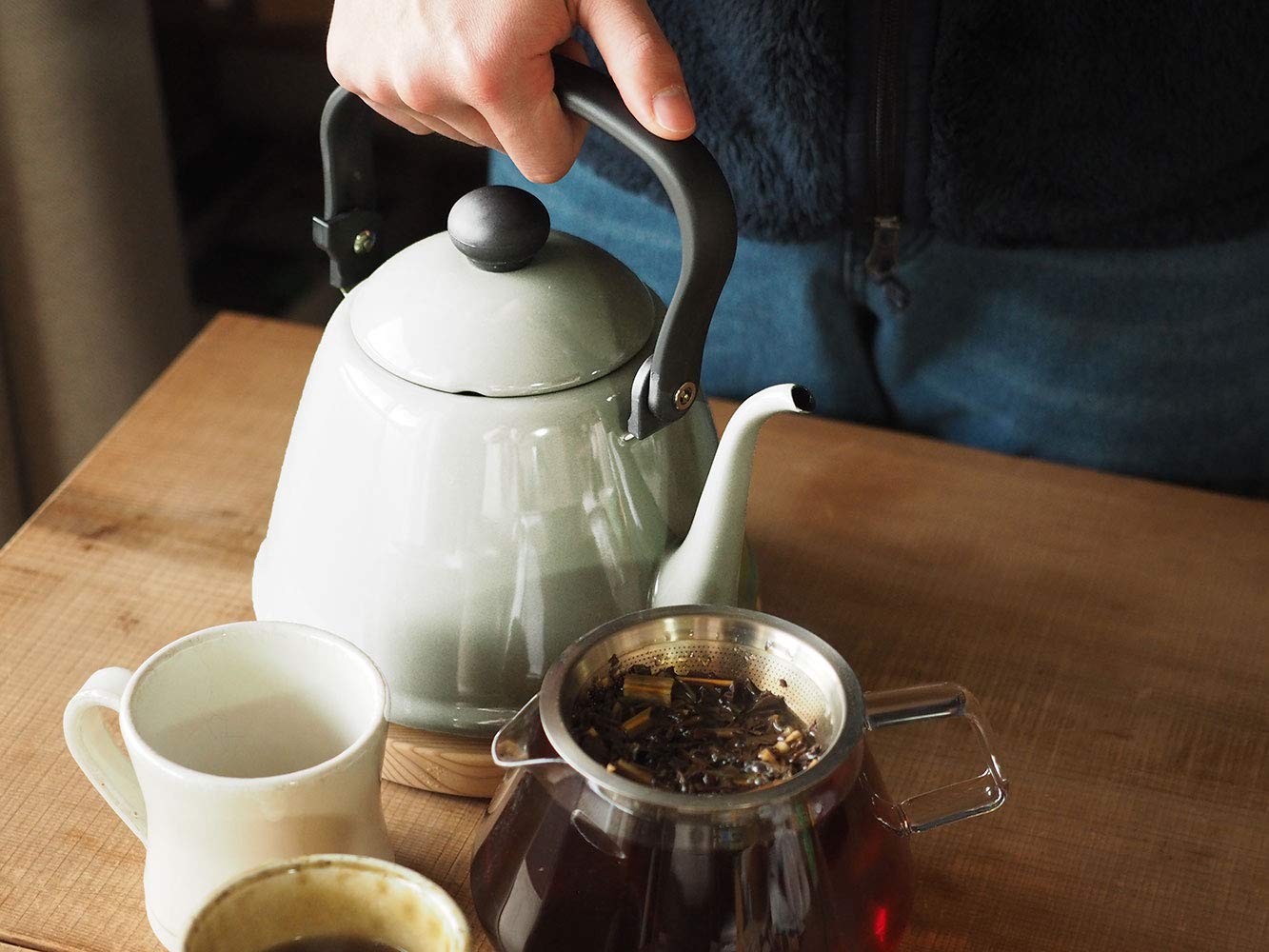 Noda Horo Drip Kettle Ii Enamel, 0.6 Gal (2 L), Induction Compatible, White, Made In Japan Dk-200W