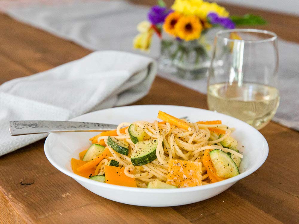 Corelle Vitrelle 6-Piece Bowl Set, Triple Layer Glass And Chip Resistant, 20-Oz Lightweight Round Bowls, Winter Frost White