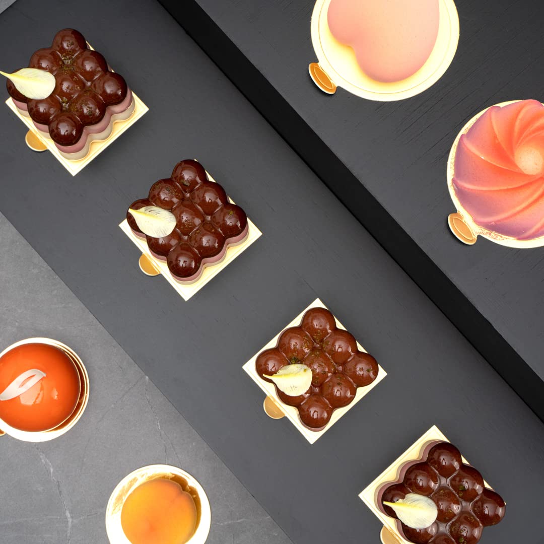 Restaurantware 2.8 Inch Mini Cake Boards 200 Square Single Portion Cake Boards - Built-In Tab For Dessert Displays Gold Paper Sm
