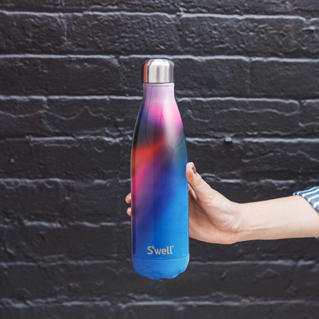 S'Well Stainless Steel Triple-Layered Vacuum-Insulated Containers Keeps Drinks Cold For 41 Hours And Hot For 18-With No Condensa