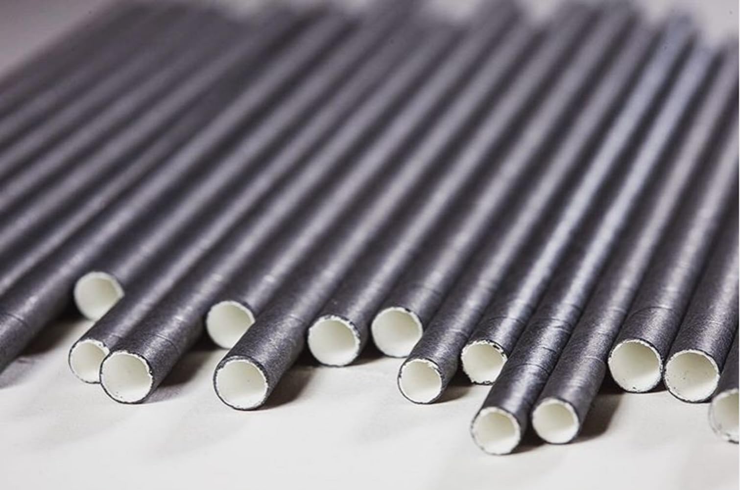 GDMINLO 100 Black Biodegradable Paper Straws co-Friendly Biodegradable Drinking Straws Bulk for Party Supplies  Bridal/Baby Shower  Birthday  Mixed Drinks  Weddings  Restaurant  Food Service