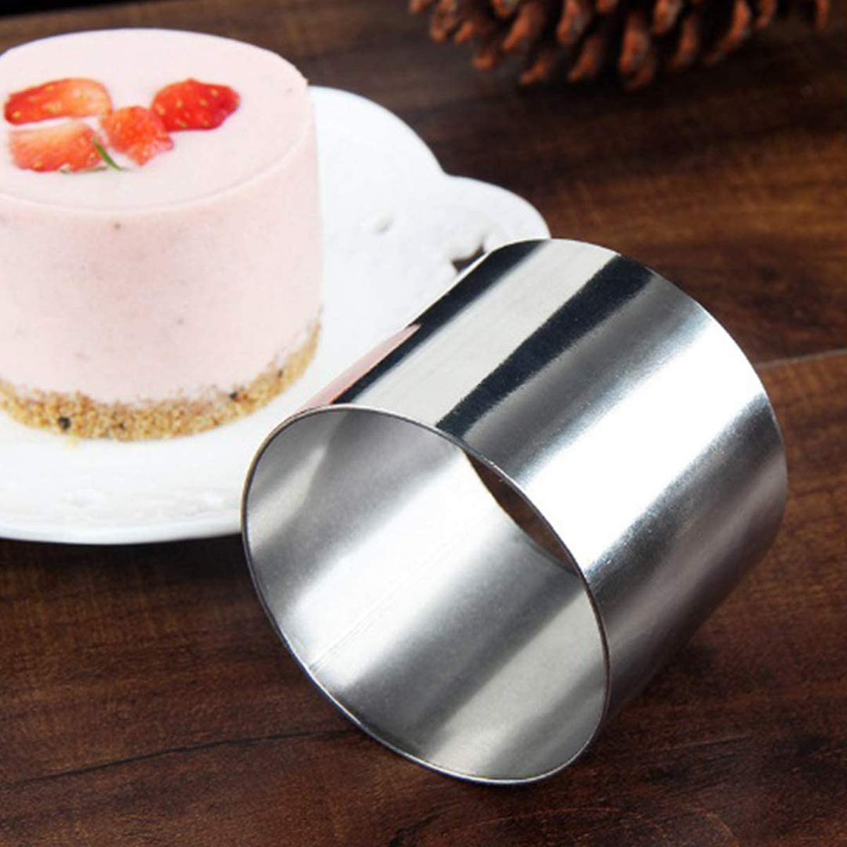 Goeielewe 5Pcs Round Cake Rings Mold  2-Inch Mini Cake & Pastry Ring  Stainless Steel Mousse Dessert Rings Set Cake Cookie Biscuit Cutter Muffin Baking Molds