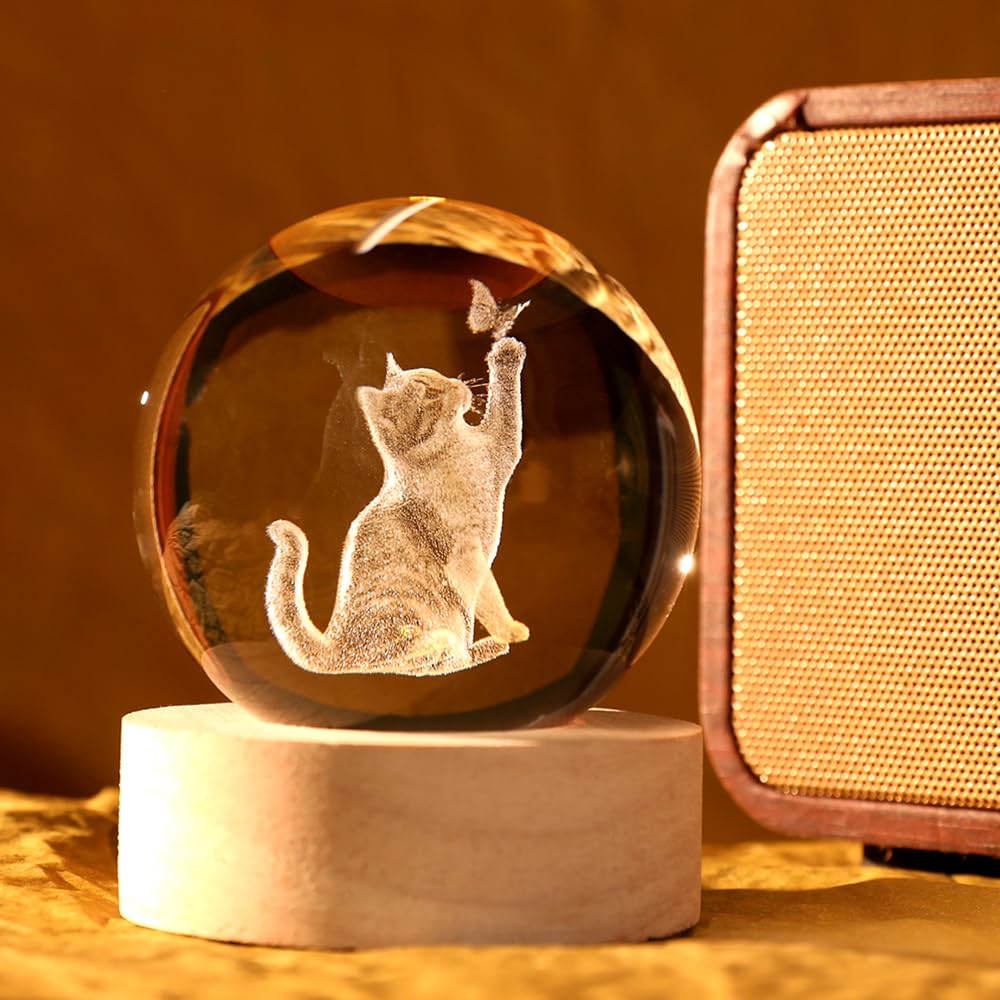 ZRENJHUS Cat Lover Gifts for Women 3D Cat Crystal Ball Themed Gift Mom Birthday Kitty Laddy Gift for Christmas Mothers Day