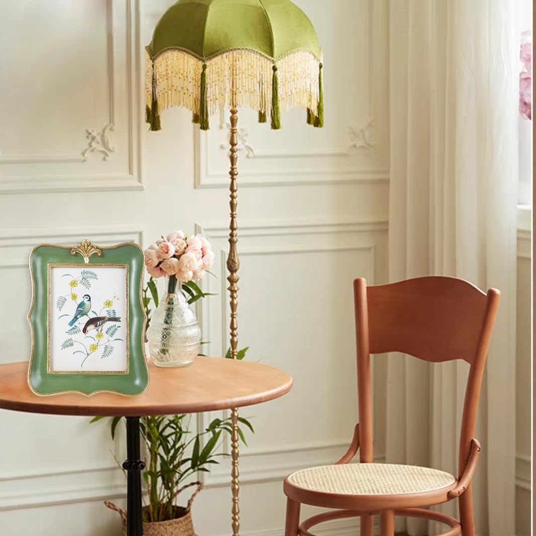 Kangce Vintage Picture Frame 5x7 Antique Ornate Photo Frame Tabletop and Wall Hanging Old-Fashioned Picture Frame, Decorative Re