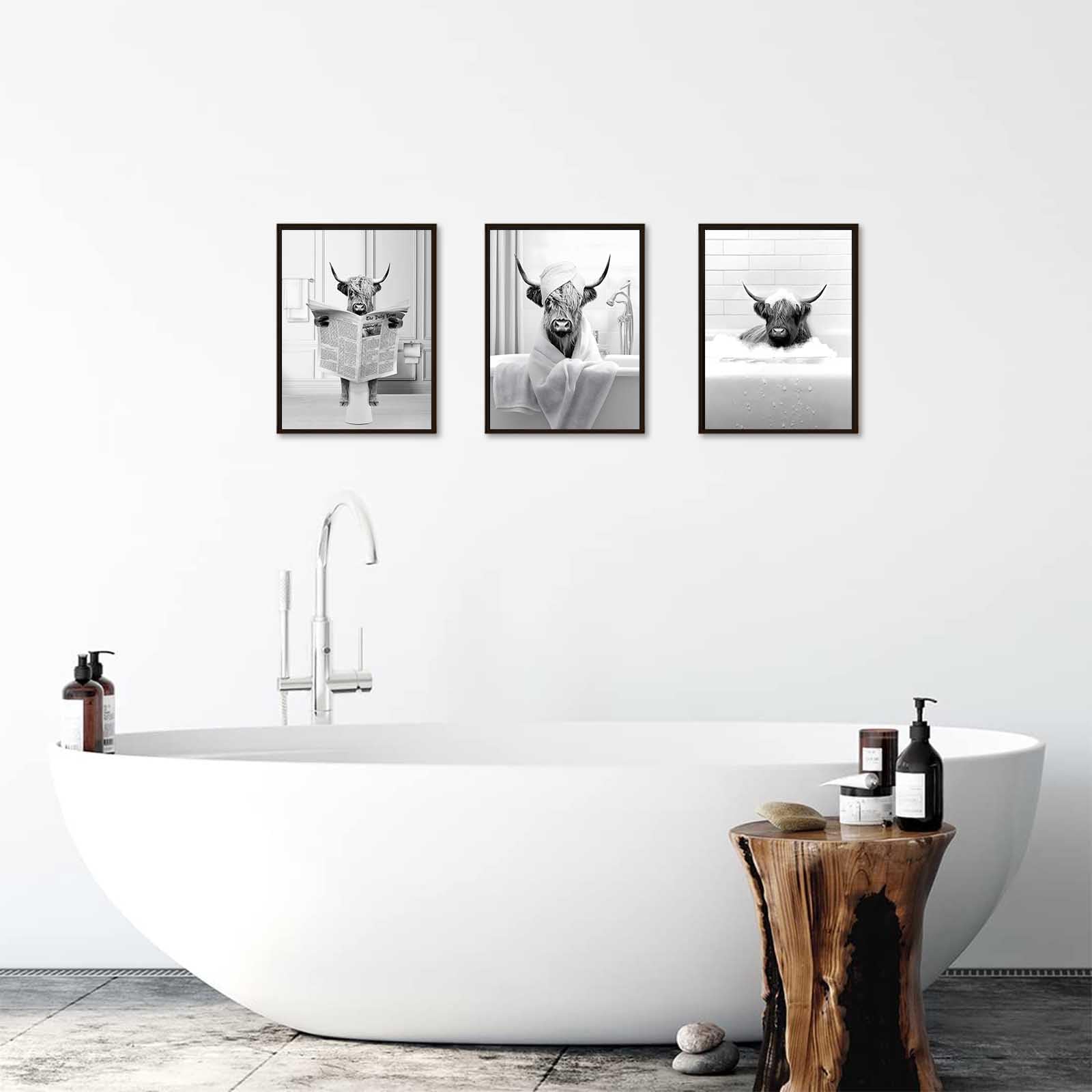 Bathroom Decor Wall Art Framed, Funny Highland Cow Wall Art In Toilet, Black And White Cow In Bathroom Picture, Humor Animals Ba