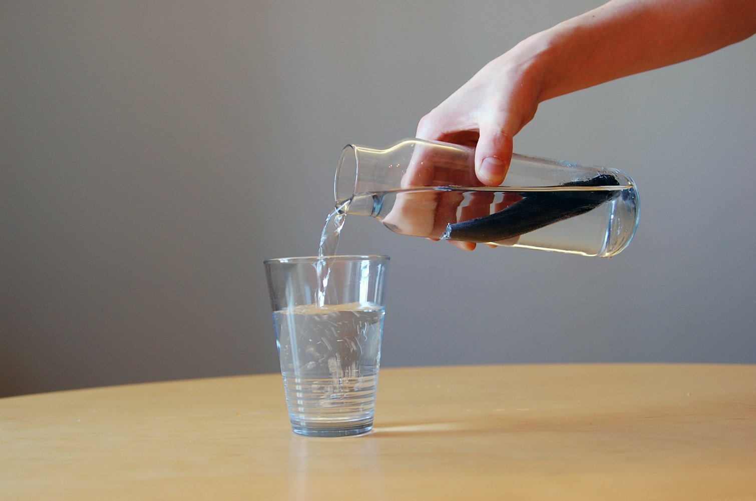 Binchotan Charcoal - Water Purifying Sticks For Great-Tasting Water From Kishu, Japan - Each Stick Filters Up To 2 Liters Of Wat