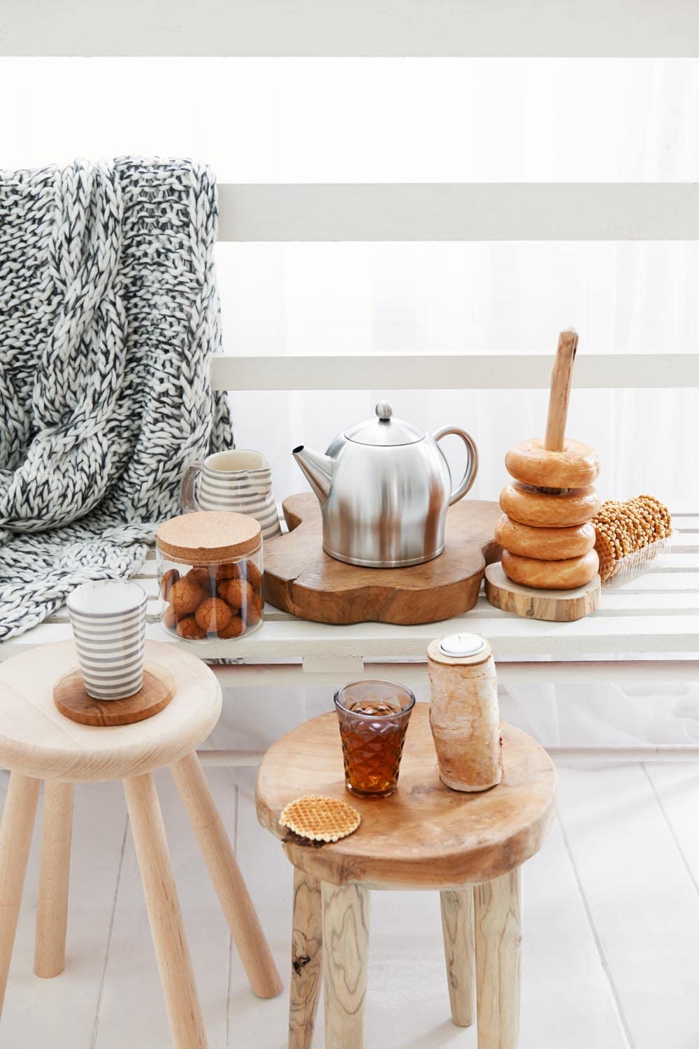 Bredemeijer Santhee Double Walled Teapot, 1.4-Liter, Stainless Steel Satin Finish With Satin Accents