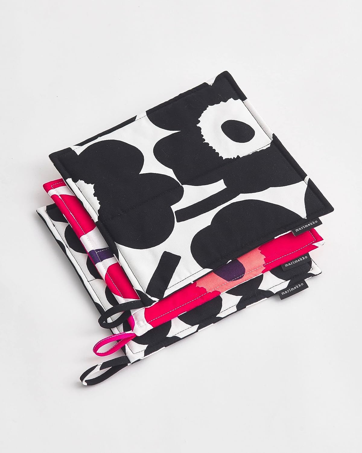 Marimekko Pieni Unikko Pot Holder With Hanging Loop - Refine Your Kitchen D  Cor With Our Floral Pot Holders - Beige Pot Holders