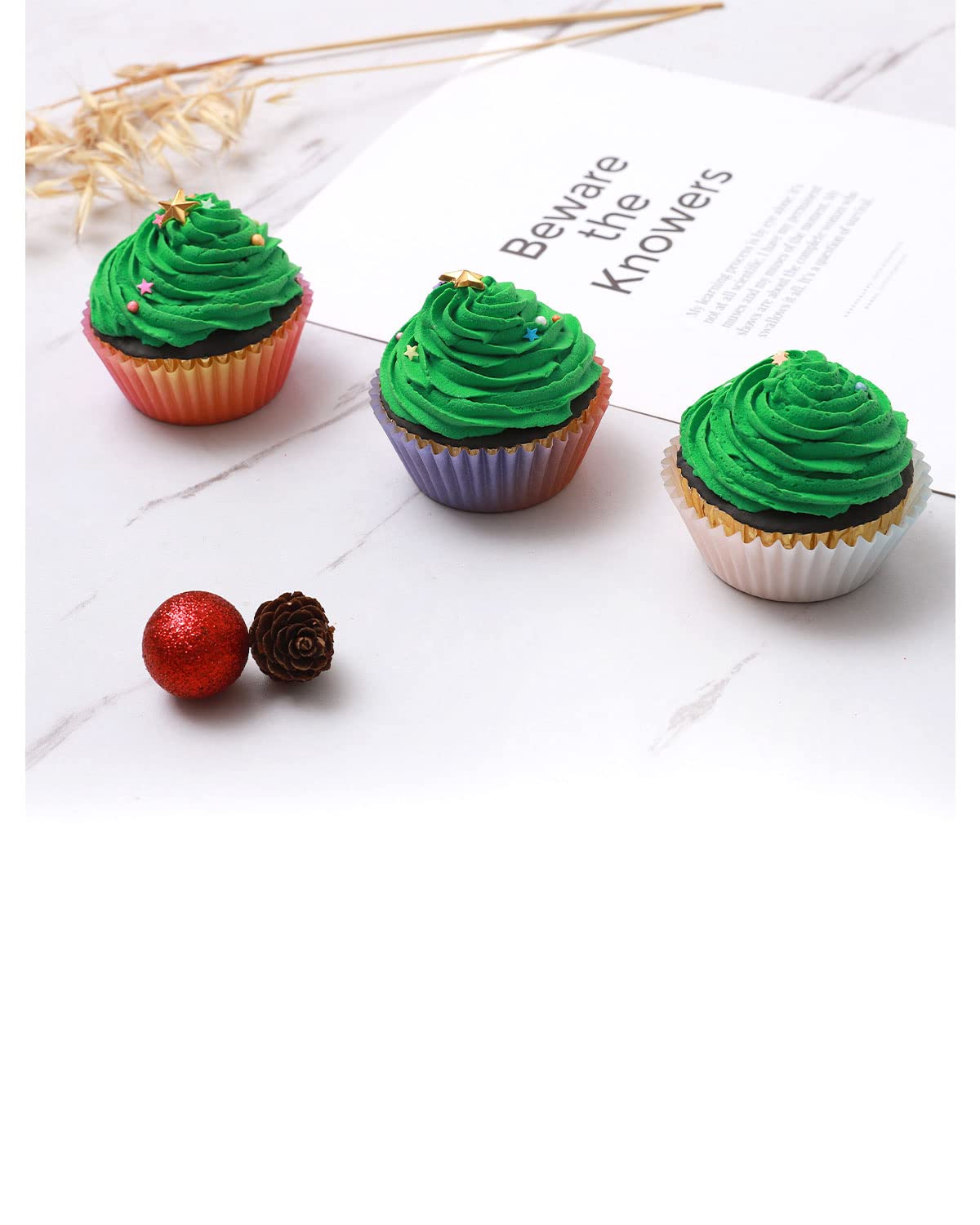 Qiqee Cupcake Liners Cupcake Cups 300-Count Food Grade Gradient Design Cupcake Papers Baking Cups Cupcake Wrappers