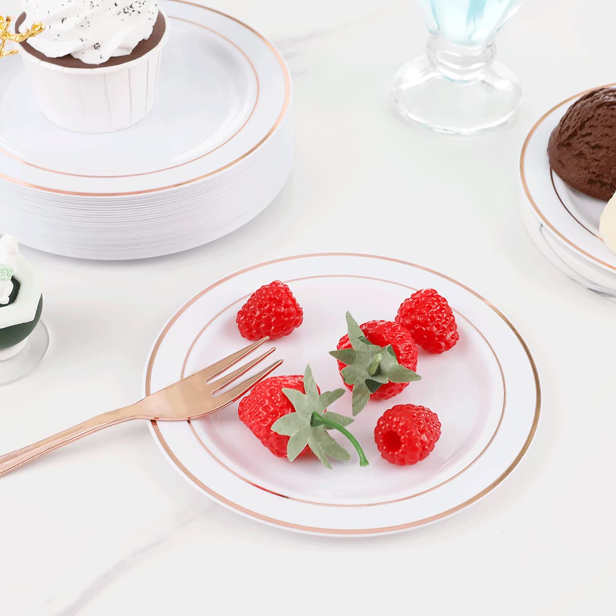 Wellife 240 Pieces Rose Gold Plastic Dessert Plates With Disposable Forks, Includes 120 Pcs Appetizers Plates 6.5 Inch, 120 Pcs