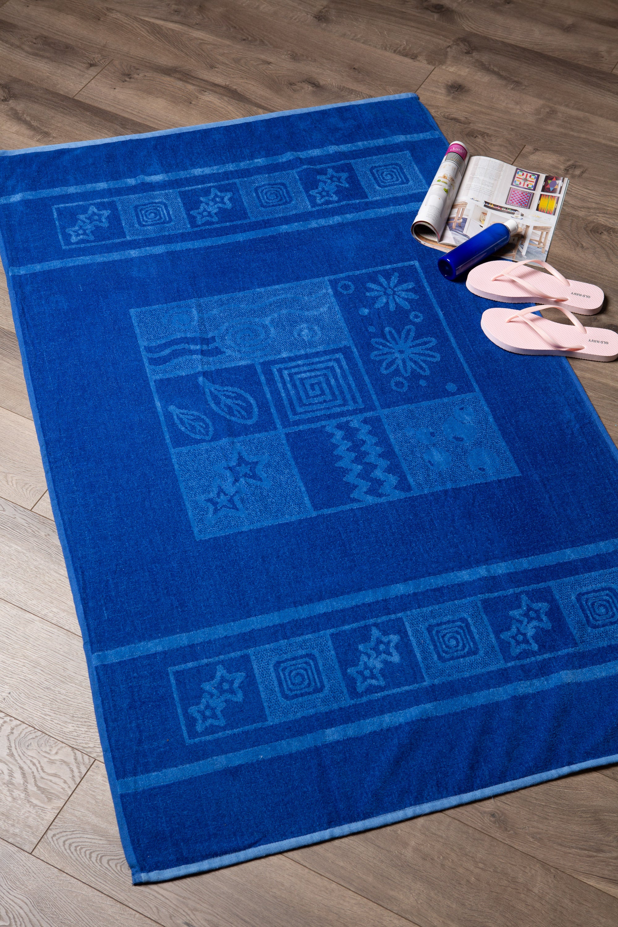 J&M Double Jacquard Square Beach Towel