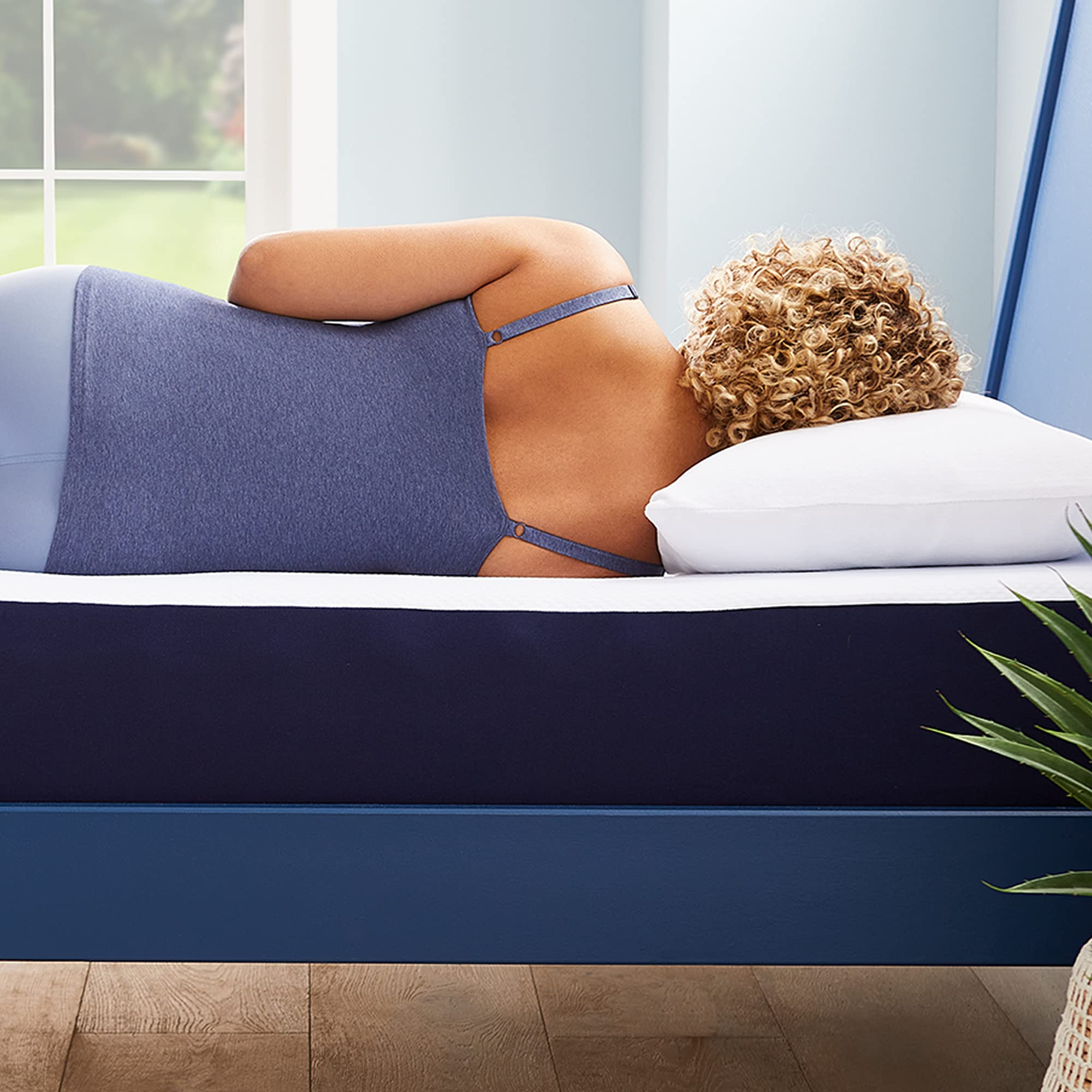 Sleep Innovations Marley 10 Inch Cooling Gel Memory Foam Mattress, Full Size, Bed In A Box, Medium Firm Support