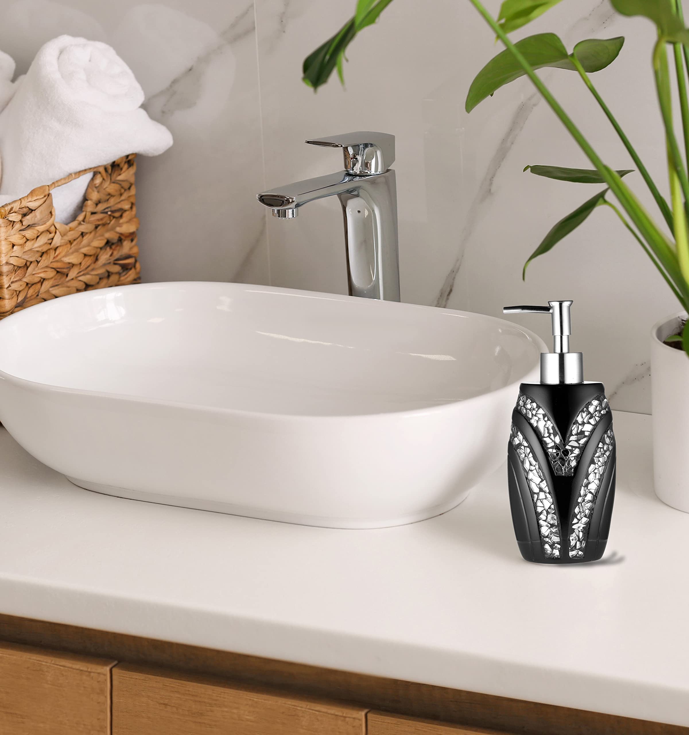 Popular Bath Sinatra Black Soap Dispenser/Lotion Pump Classic Luxury Lotion Pump Contemporary Decor Black Color For Bathroom Wit