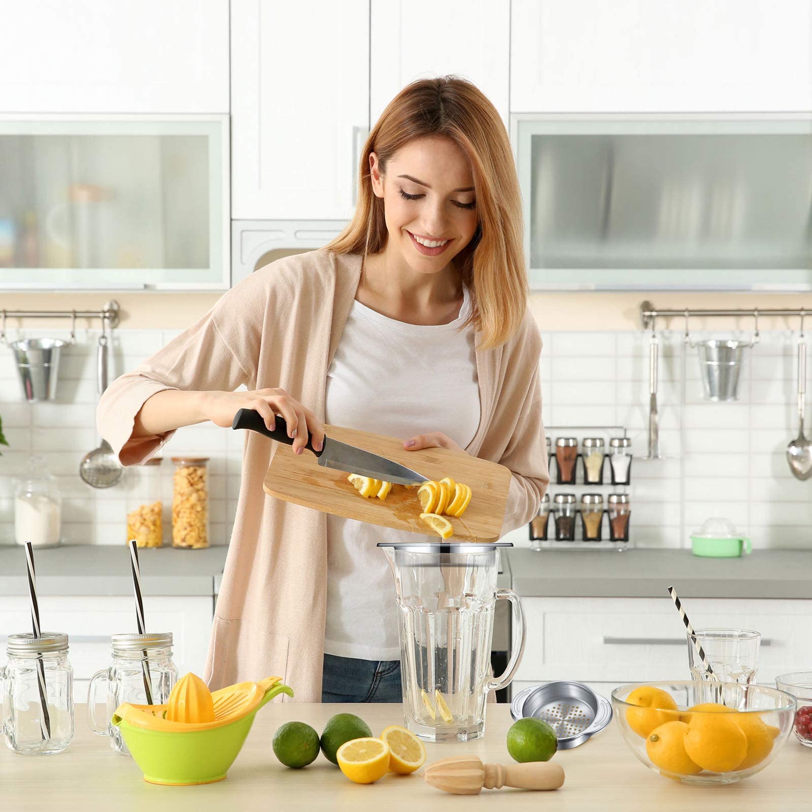 Patelai 3 Pieces Tuna Can Strainer Stainless Steel Food Strainer Sieve Metal Press Lid Canning Colander Oil Drainer Tuna Filter