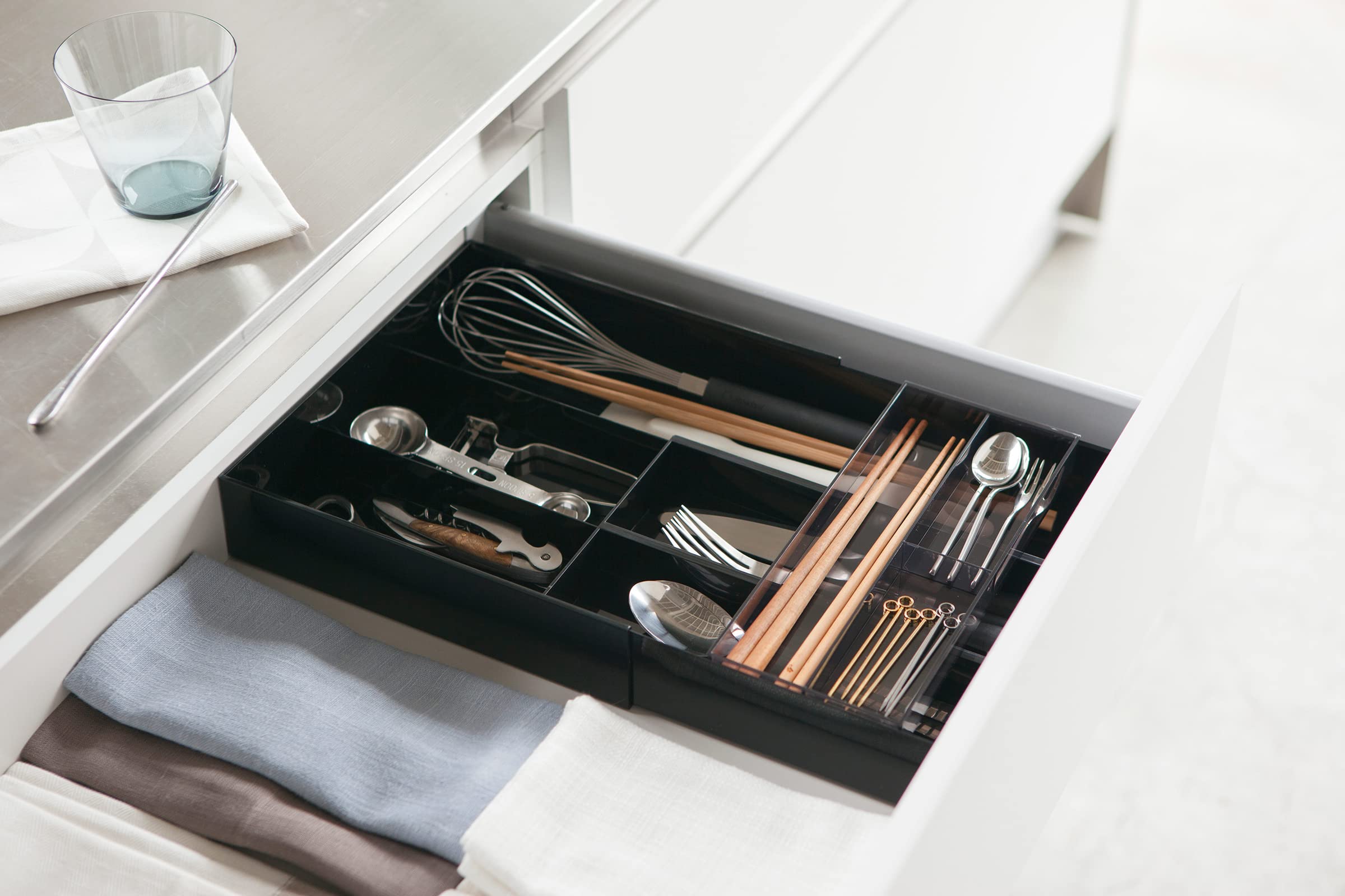 YAMAZAKI Home Expandable Cutlery Kitchen Silverware Utensil Storage Tray | Plastic | Drawer Organizer  One Size  Black