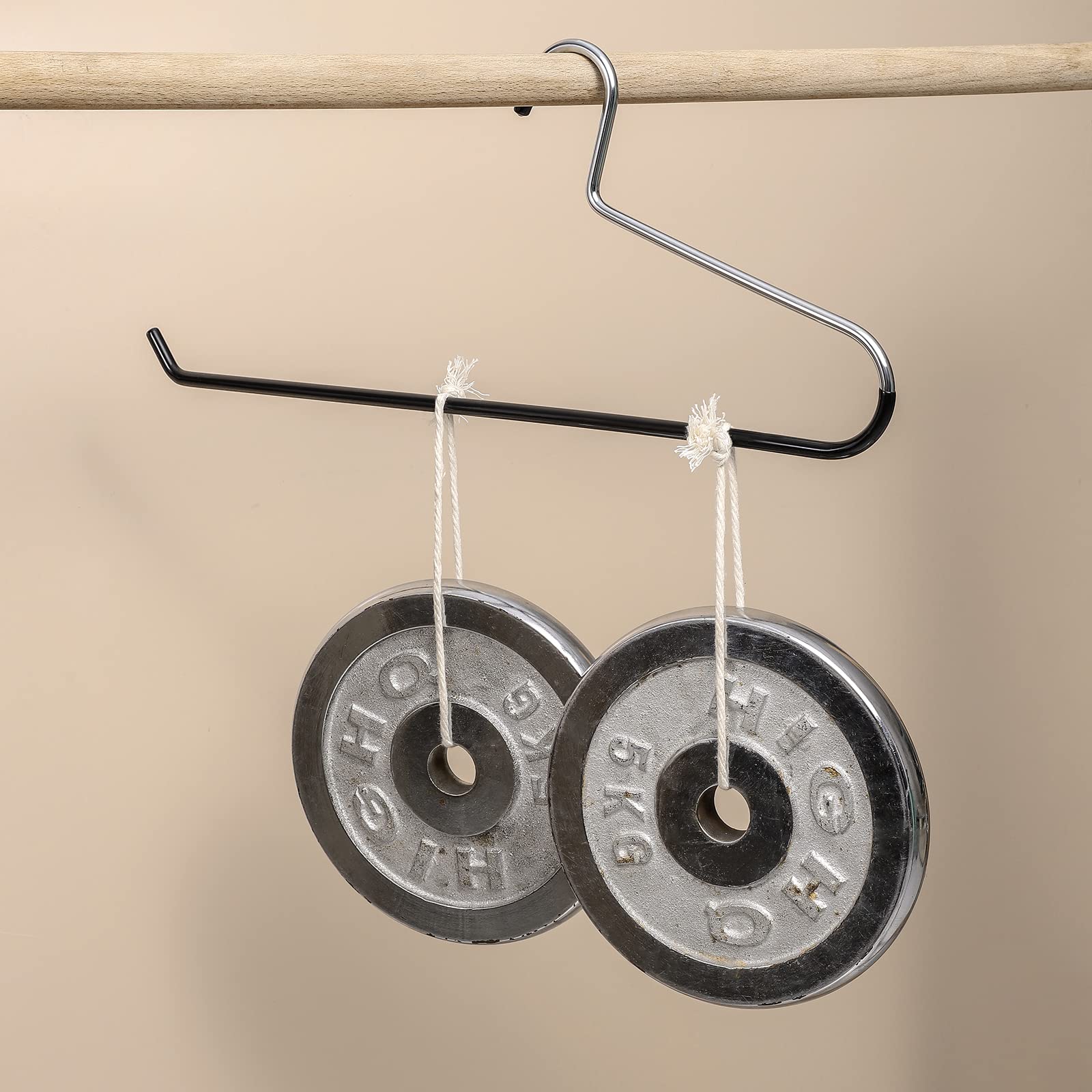 Frezon Extra-Wide Drapery Hangers Blanket Hangers Heavy Duty Black Vinyl Coated Nonslip - Holds Up To 40 Lbs - Great For Quilts,