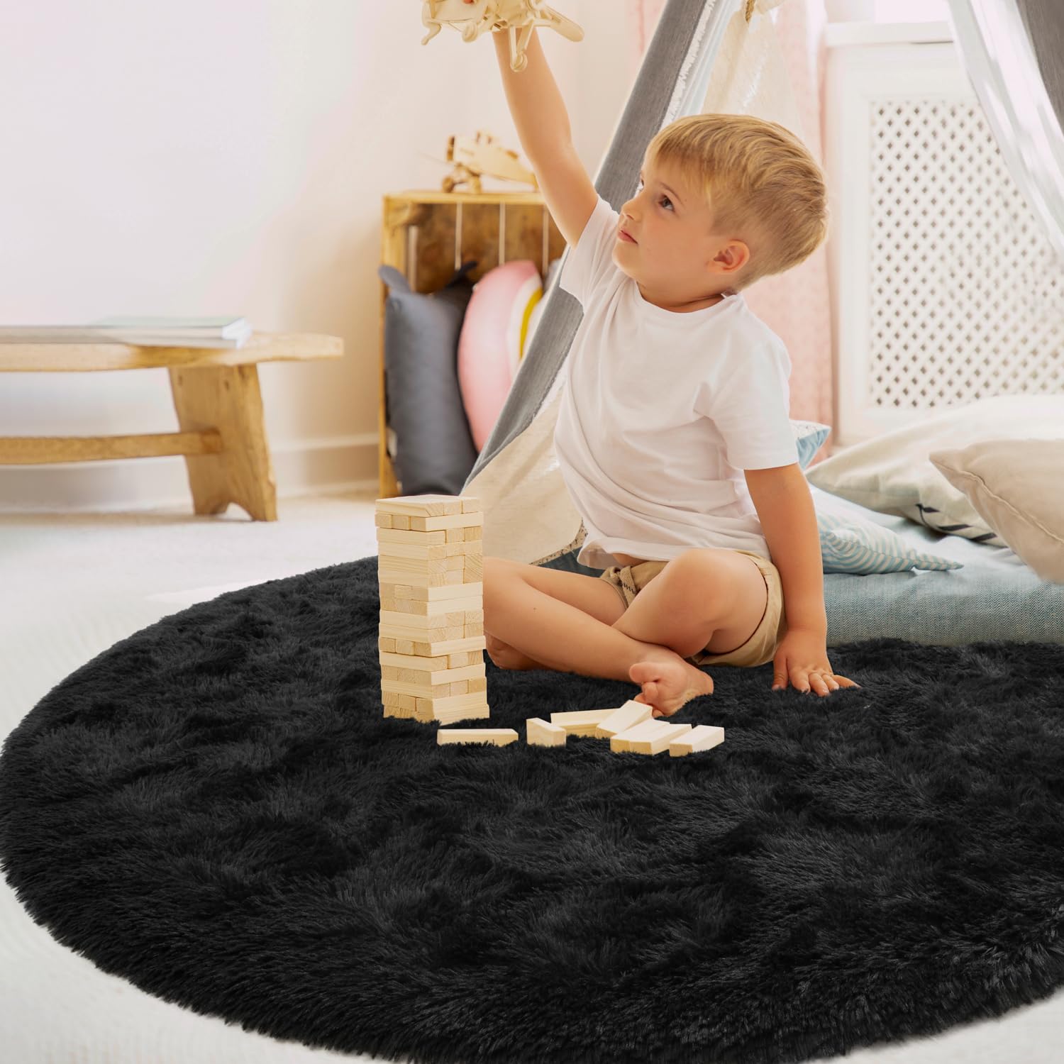 EVOIONOS Black Round Rug for Kids Room, Fluffy Circle Rug for Bedroom, 4x4 Feet Fuzzy Circular Rug, Soft Plush Area Rug for bedr