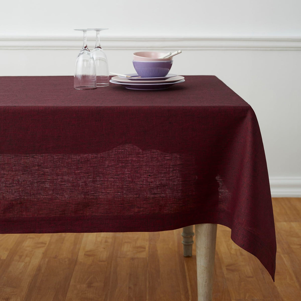 Solino Home Linen Tablecloth 72'' L X 54'' W Inch - 100% Pure Linen Red Garnet Table Cloth For Rectangle Tables - Athena, Machin