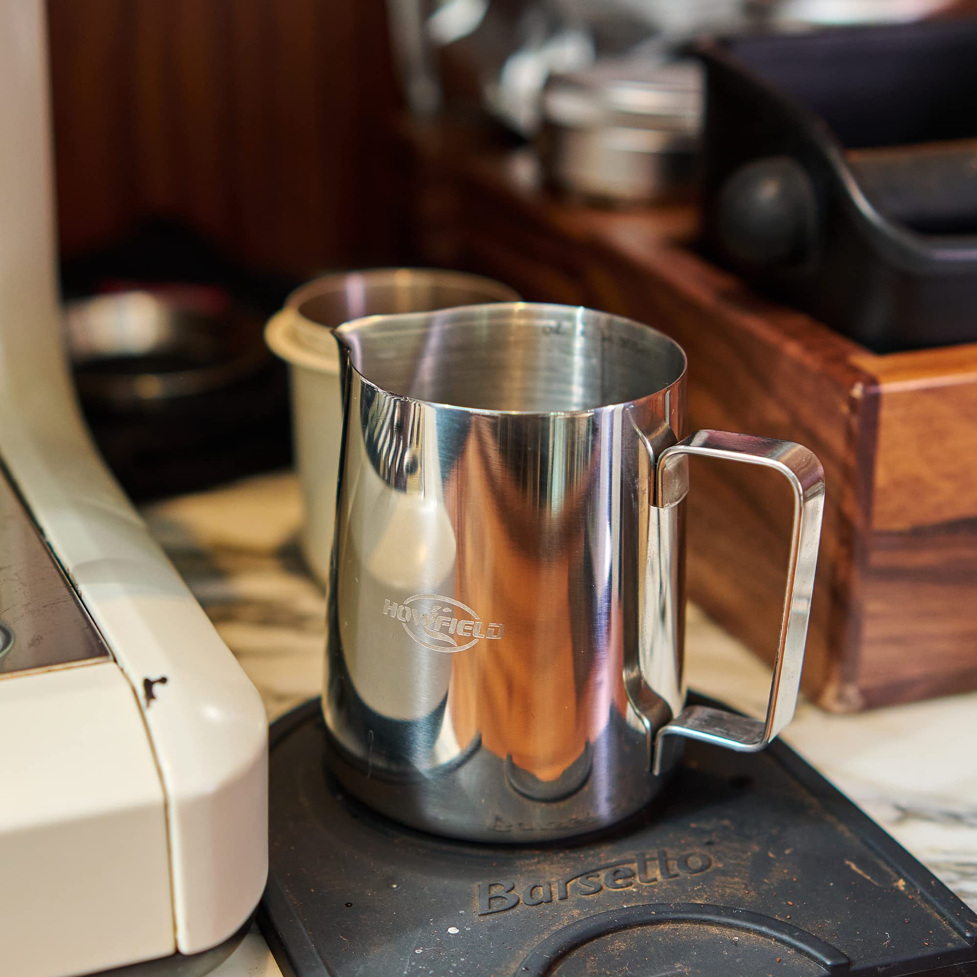 Milk Frother Cup Steaming Pitcher - Espresso Steaming Pitchers Coffee Foam Making Pitcher 20 Oz Latte Art Froth Cup Steaming Jug