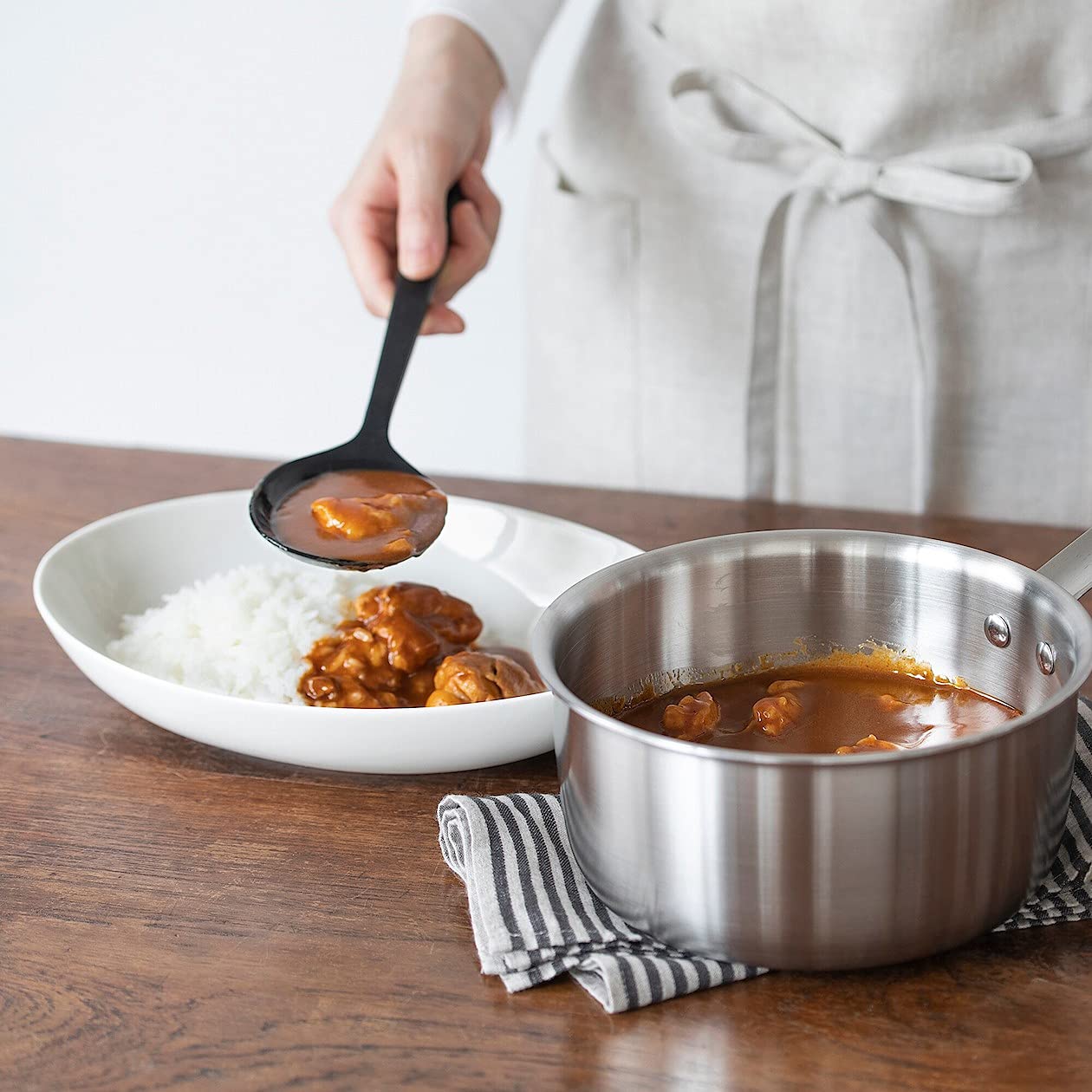 Muji 82932461 Silicone Cooking Spoon, Length: Approx. 10.2 Inches (26 Cm), Black