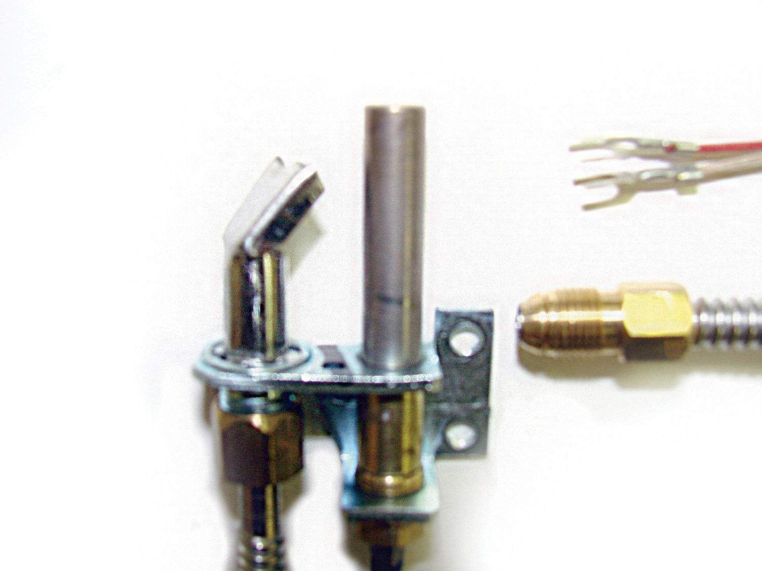 Robertshaw Millivolt Safety Pilot Assembly (219N), 36-Inch, Natural Gas