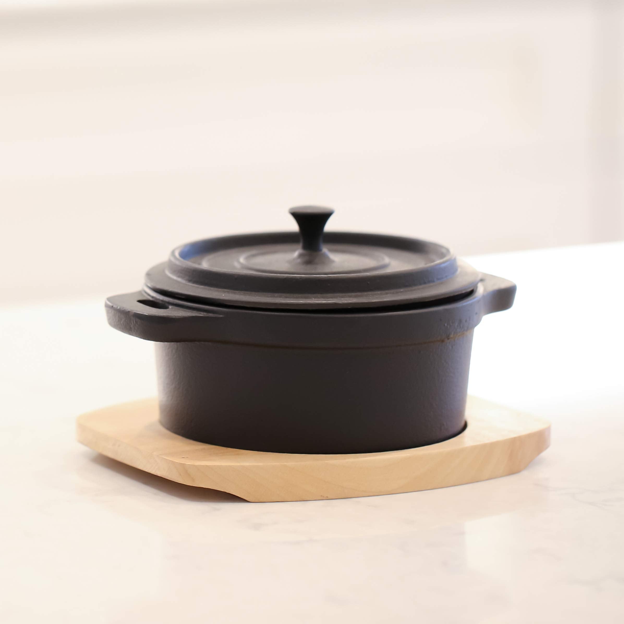 Frieling Cast Iron Mini Cocotte/Dutch Oven With Enamel Interior And Wood Trivet, 1.9 Cup, Black