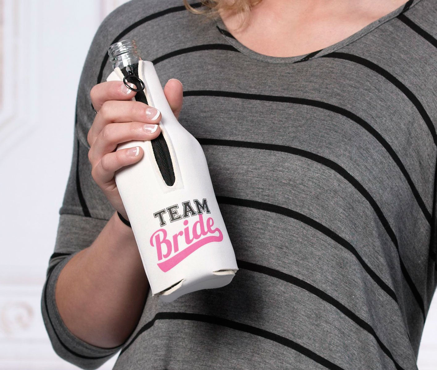 Lillian Rose Team Bride Party Favor Bottle Cozy, Multicolor