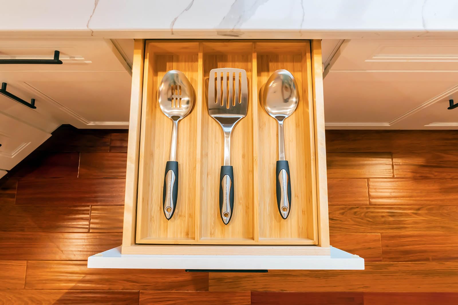 Umilife Bamboo Kitchen Utensils Organizer, 13 Inch Drawer Dividers For Silverware, Extra Deep Holder, With Non-Slip Feet, Wood C