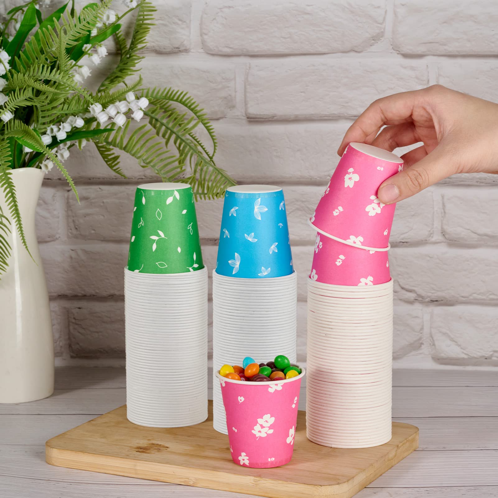 LITOPAK 600 Pack 5 oz Paper Cups  Colorful Disposable Mouthwash Cups  Small Disposable Cups  Mini Paper Cups for Parties  Picnics  Barbecues  Travel and Events.