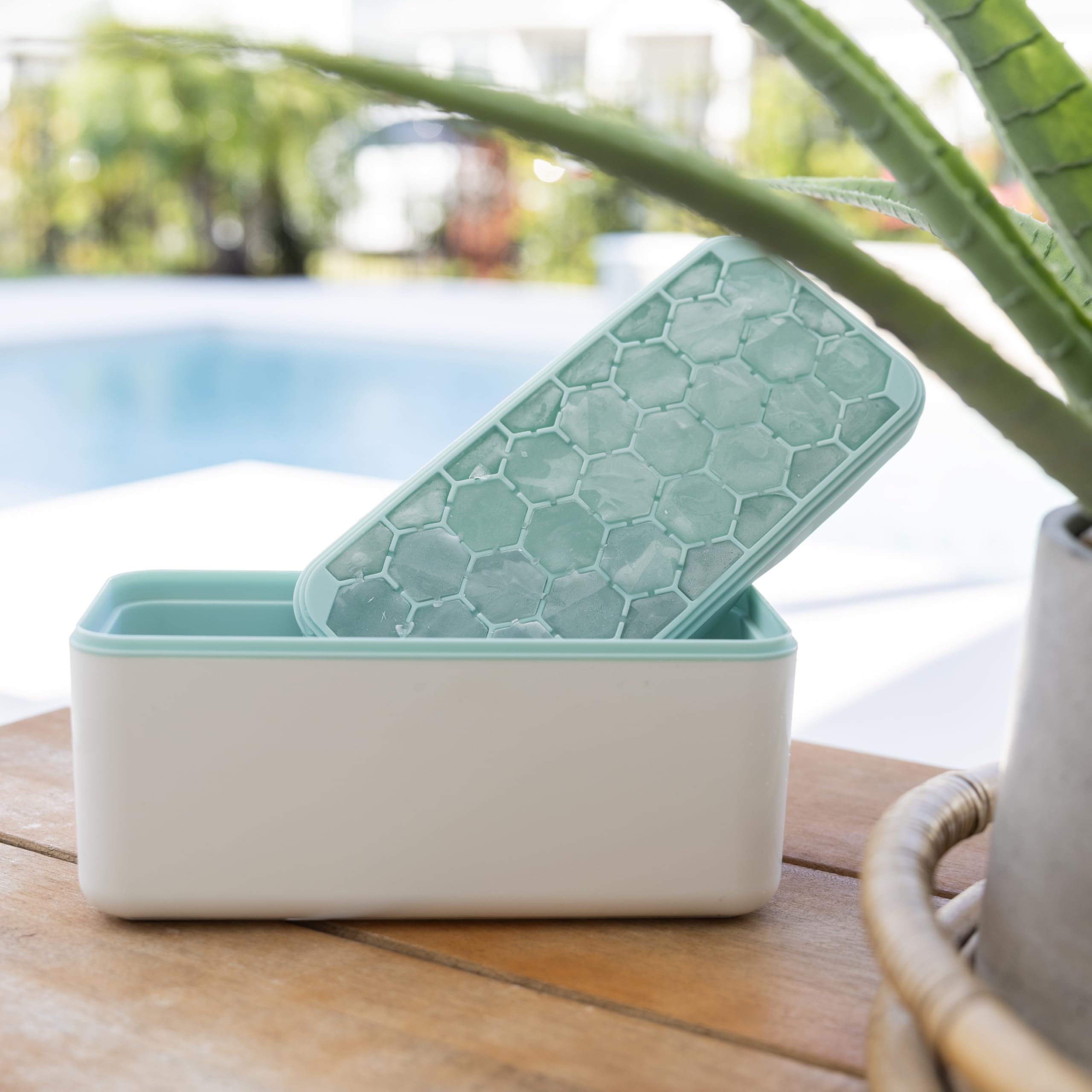 Outset Hex Honeycomb Ice Tray, 29 Standard Cubes And Bucket, Blue