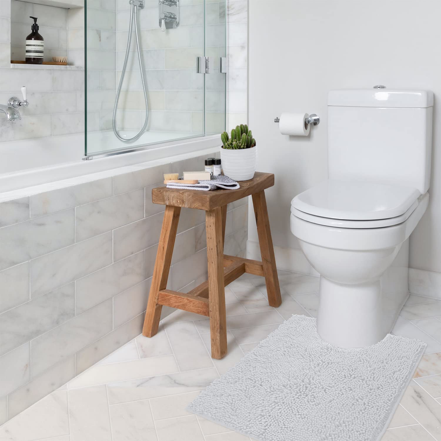 Luxurious 2-Piece Bathroom Rug Set In White: Chenille Bath Mat + U-Shaped Toilet Mat, Plush Anti-Slip Design, Microfiber Shaggy