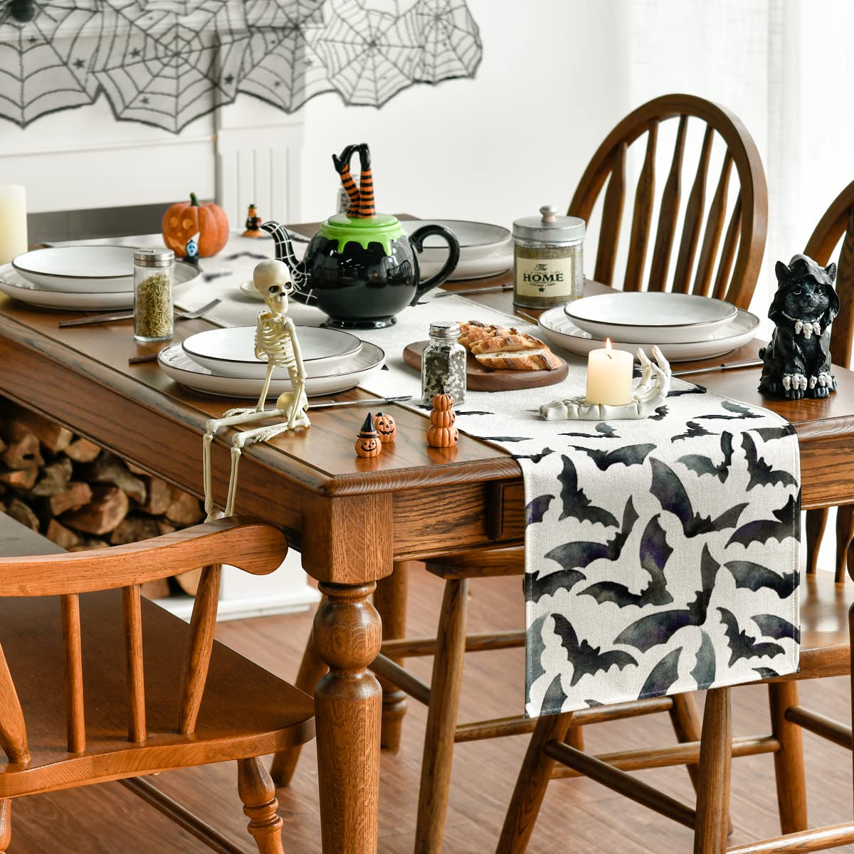 Artoid Mode Silhouette Black Bats Halloween Table Runner, Fall Kitchen Dining Table Decoration For Home Party Decor 13X48 Inch