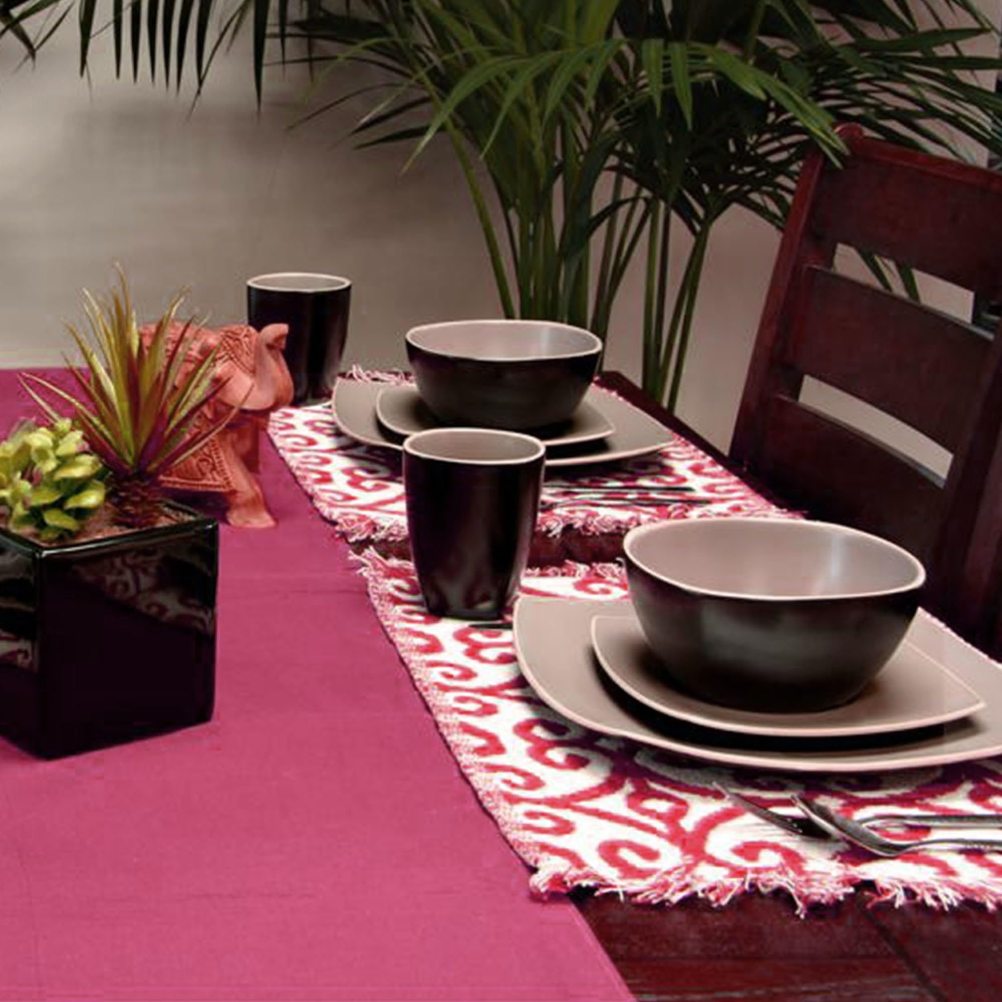 Gibson SoHo Lounge 16 pc DW Set Taupe - 12.50'' Length 12.50'' Width Dinner Plate, 7.75'' Length 7.75'' Width Dessert Plate, 6.5