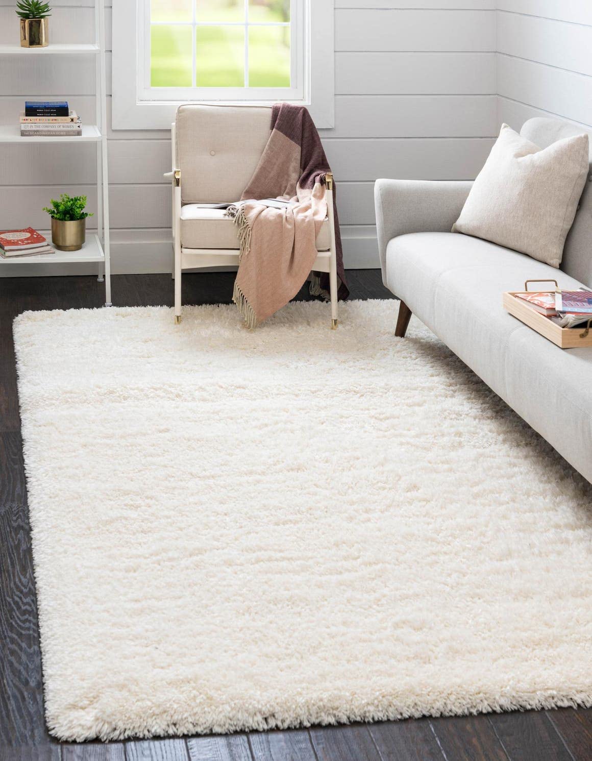 Rugs.com Infinity Collection Solid Shag Area Rug 7 x 10 Pearl Shag Rug Perfect for Living Rooms, Large Dining Rooms, Open Floo