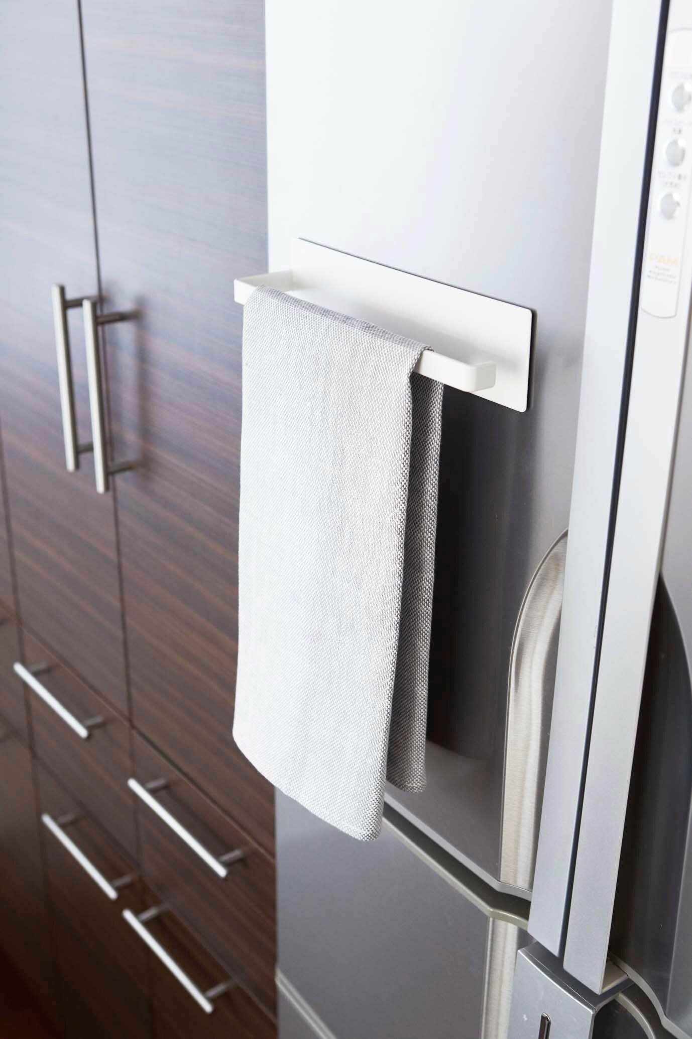 Yamazaki Home Plate Magnet Paper Towel Holder - Kitchen Storage, Magnetic Organizer - Steel