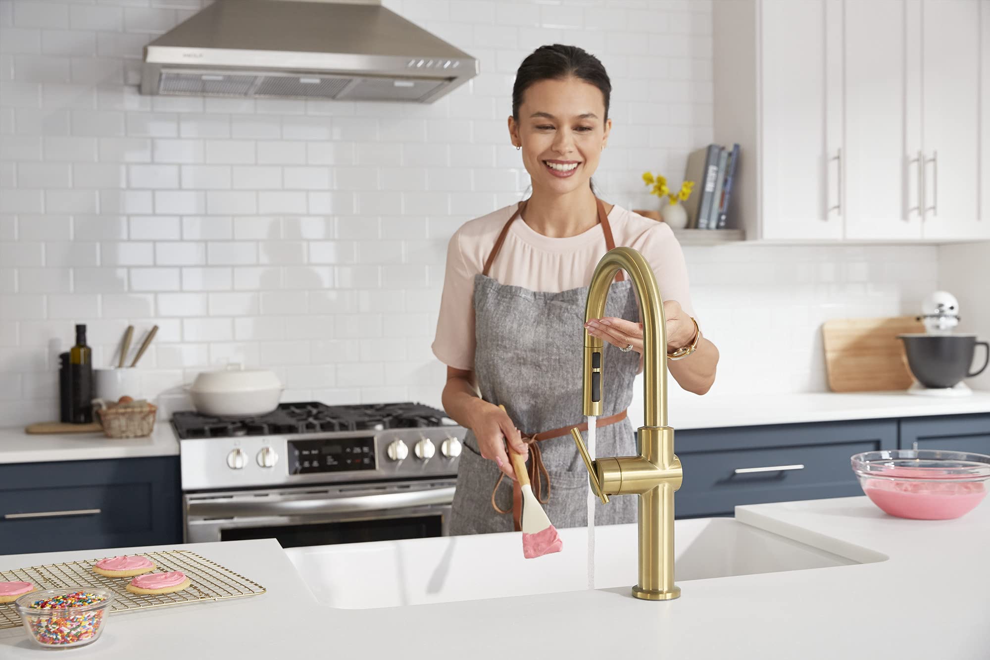 Kohler 22974-2Mb Crue Touchless Kitchen Faucet With Pull Down Sprayer, Pull Down Kitchen Faucet With Touchless Activation, Motio