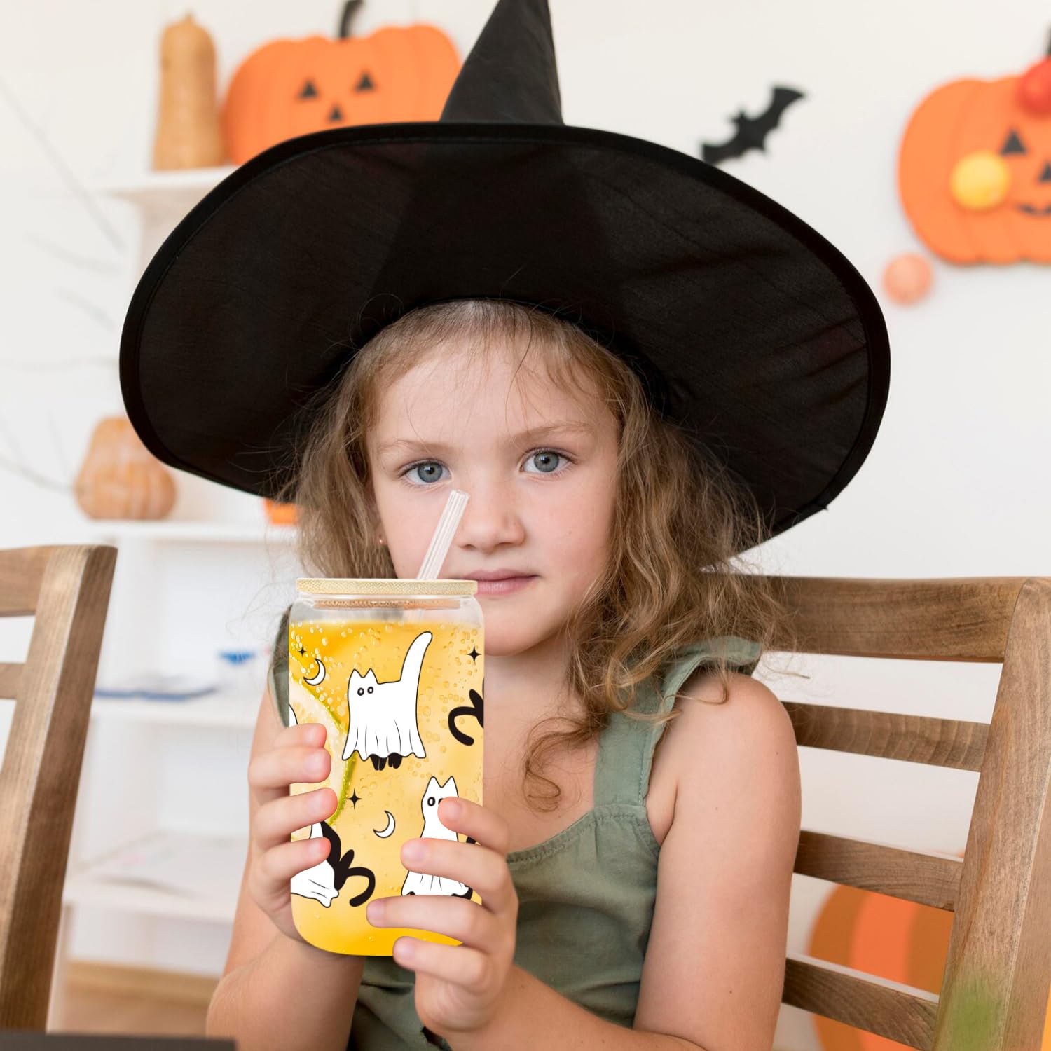 UAREHIBY Halloween Ghost Cat Iced Coffee Cup, Cute Cat Gifts for Women, 18oz Spooky Coffee Glass Cup W/Lids and Straws, Boo Bask