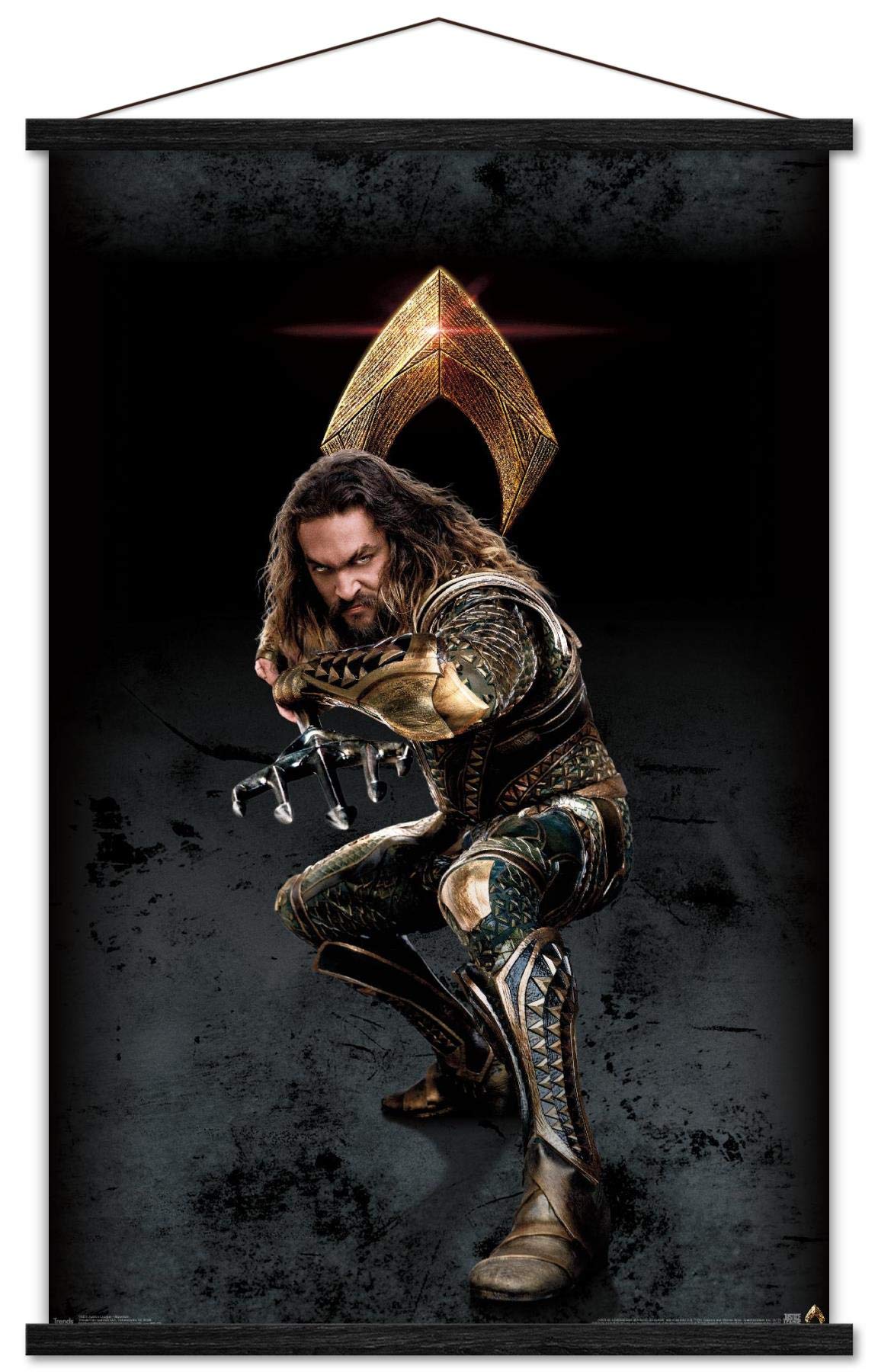 Trends International Dc Comics Movie - Justice League - Aquaman Wall Poster, 22.375'' X 34'', Print And Black Hanger Bundle