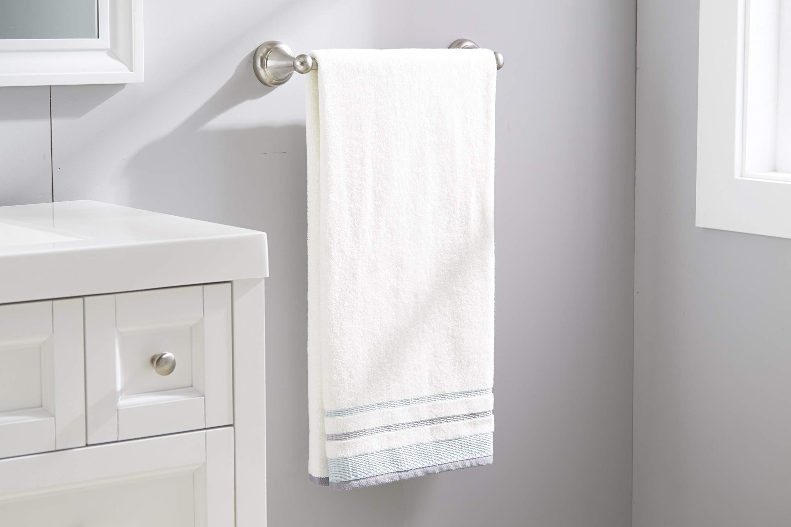 Skl Home By Saturday Knight Ltd. Go Round Bath Towel, White