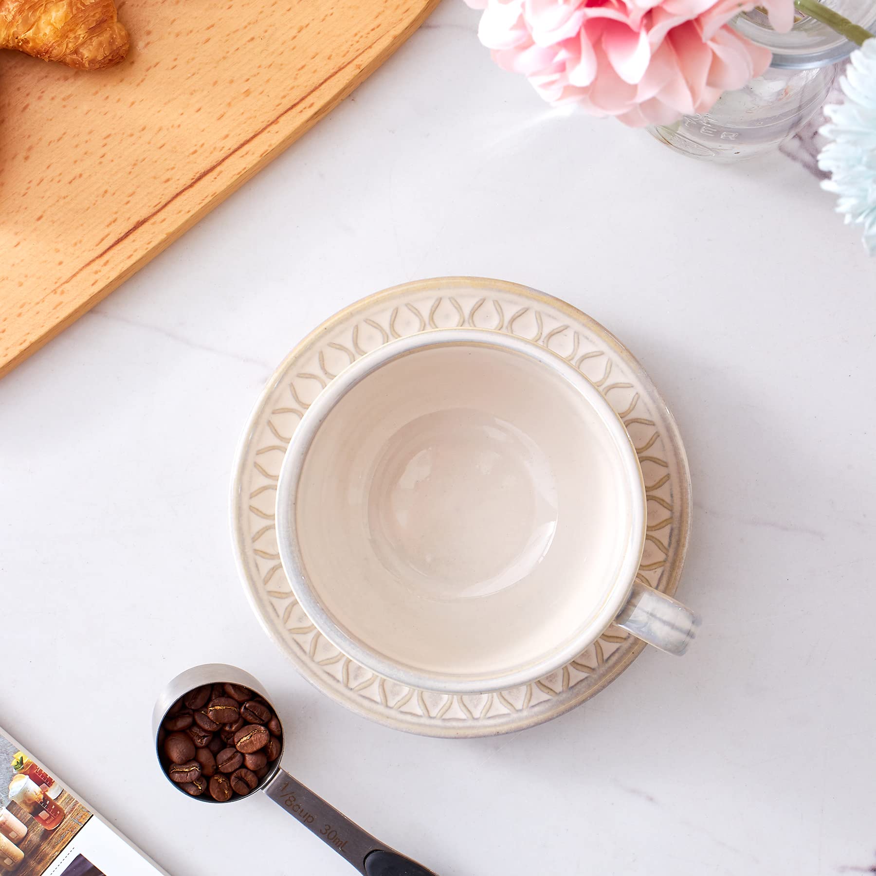 Coffeezone Vintage Design 12 Oz Ceramic Latte Art Cappuccino Barista Cup With Saucer (Embossed Beige)