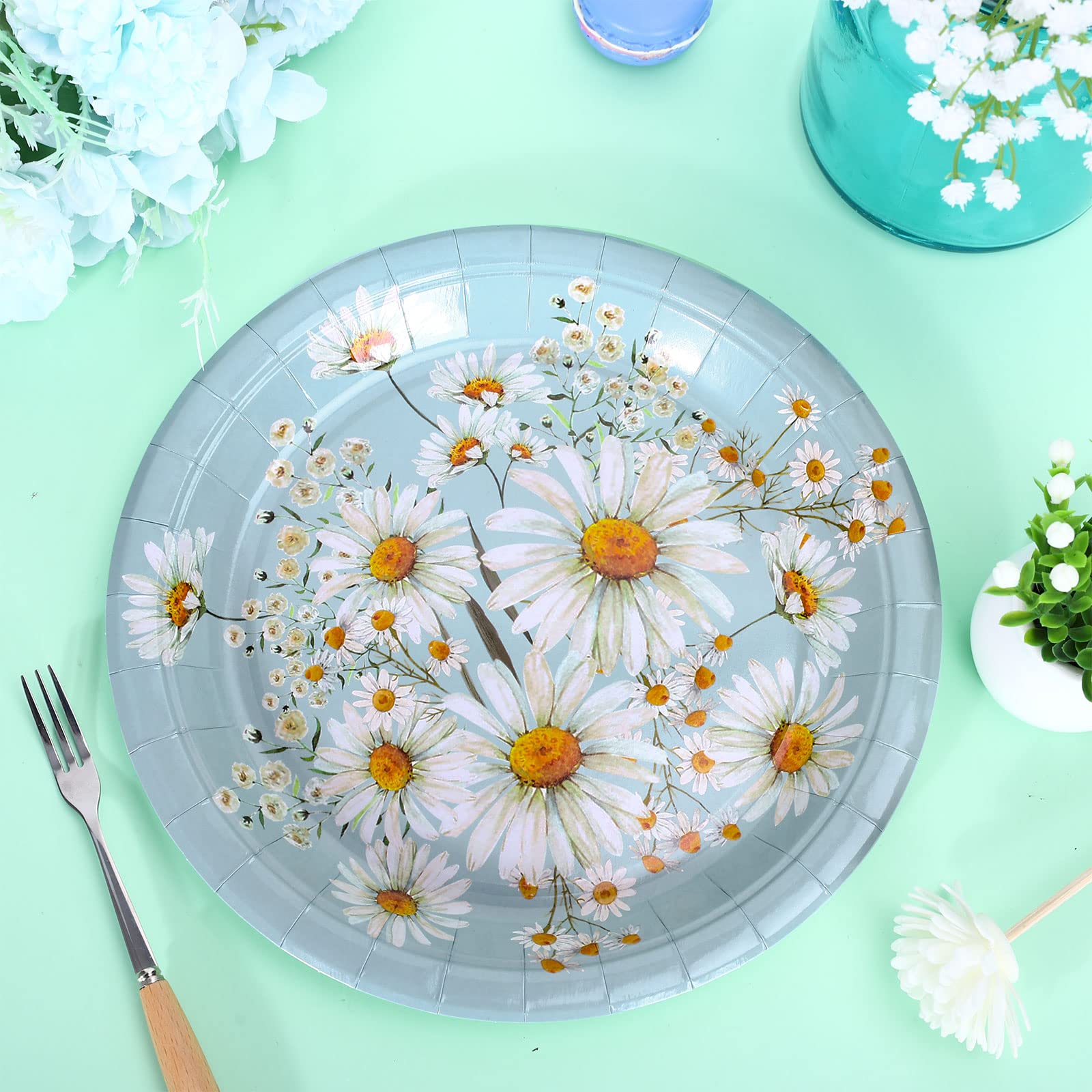 Whaline 40Pcs Daisy Flower Paper Plates 9 Inch Spring Summer Blue White Flower Disposable Party Plates Farmhouse Floral Tablewar