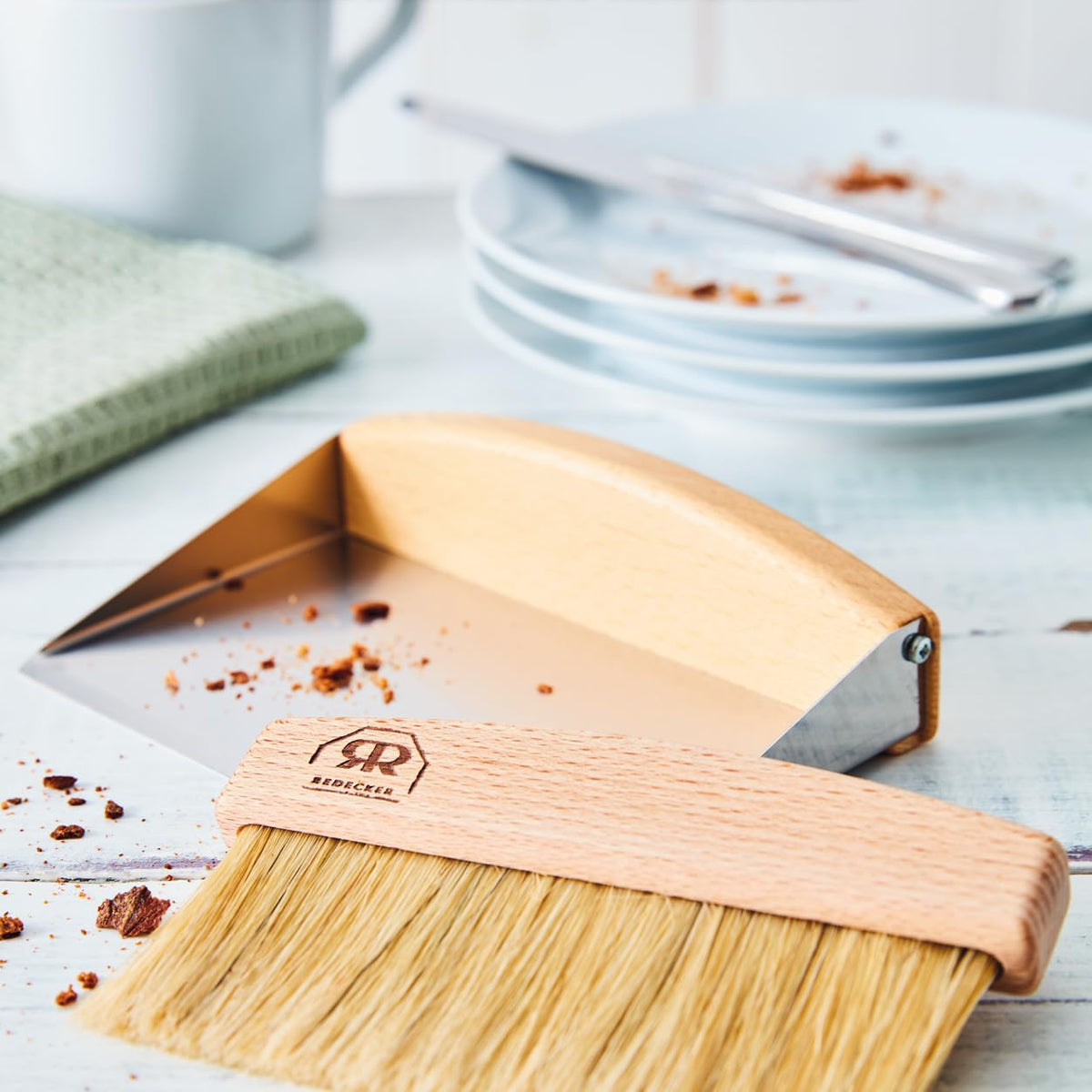 REDECKER Oiled Beechwood Table Sweeping Set, 6-1/4 x 4-1/4-Inches - Du ...