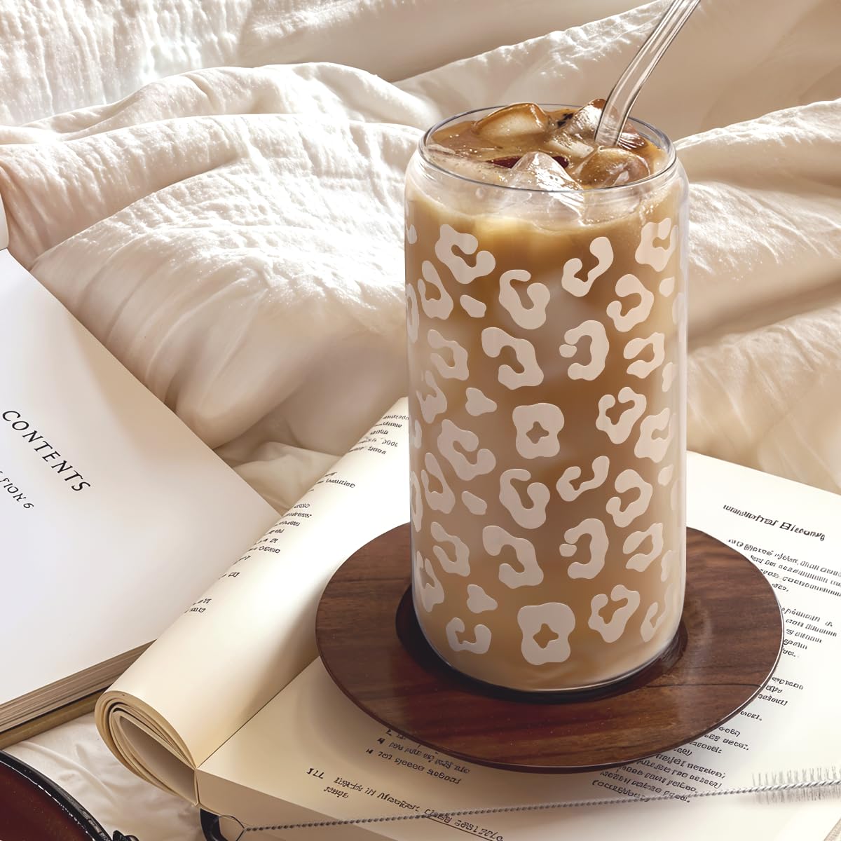 SANDJEST Leopard Glass Can, Beige Leopard Print Cup with Lid & Straw, Iced Coffee Aesthetic Cups, Gift for Christmas Birthday Mo