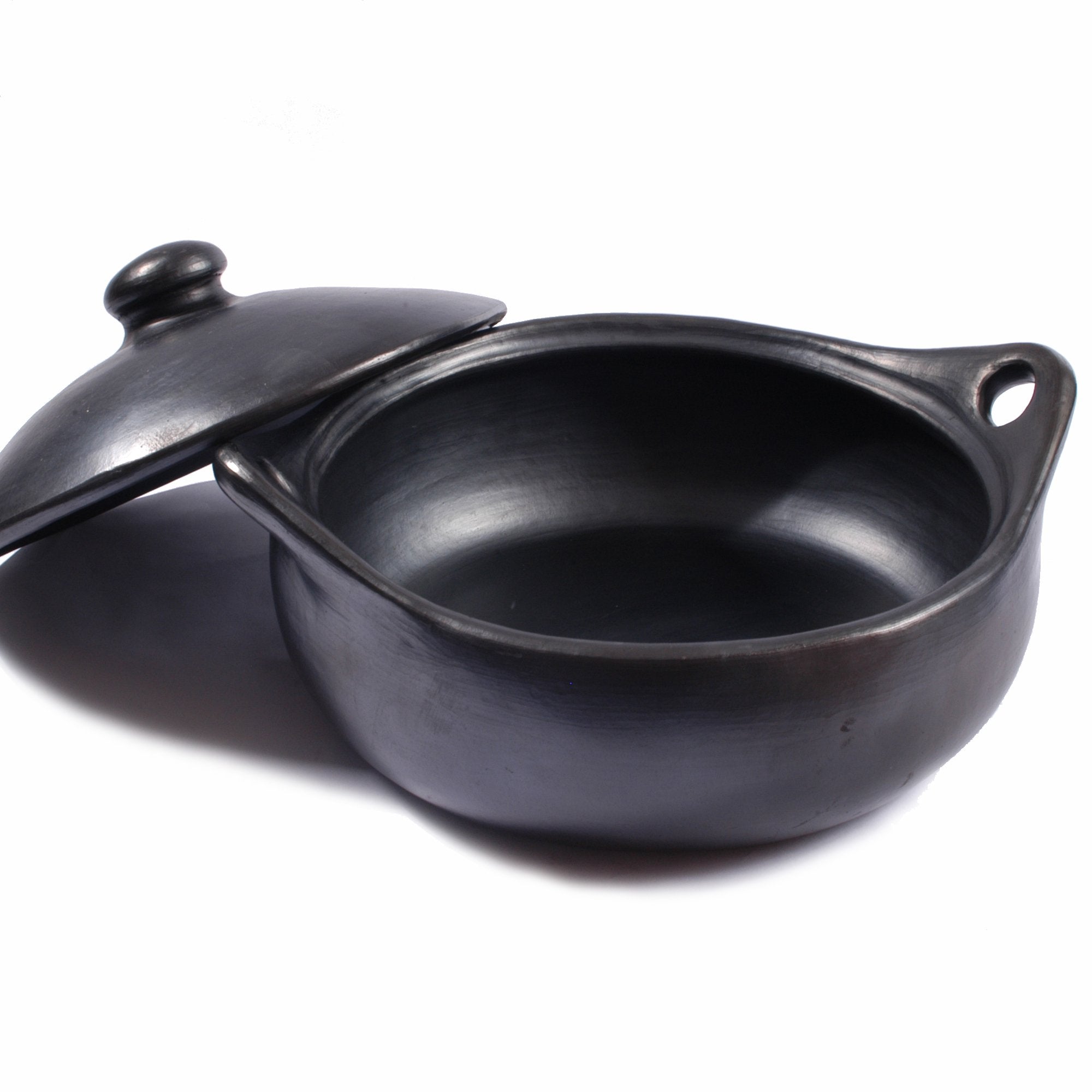Ancient Cookware, Chamba Flat Clay Casserole, Medium, 3 Quarts