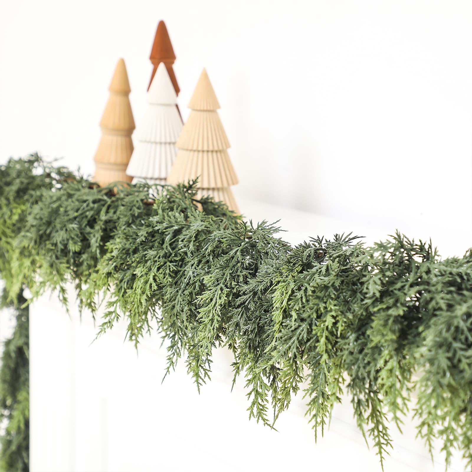 Jutom 2 Pcs 9 ft Christmas Cedar Garland - Dual Green Realistic Cedar Pine Needles Garland Artificial Decoration for Table, Mant