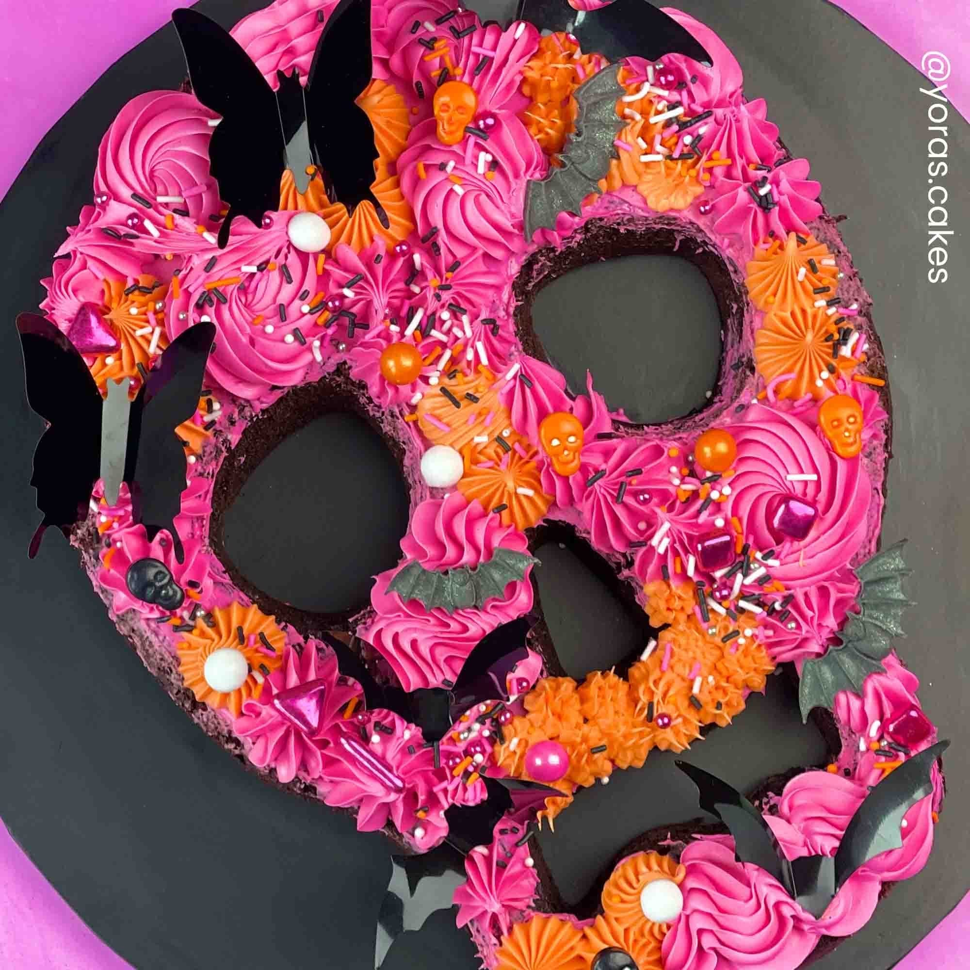 Wilton Skull Cake Pan with Flutes