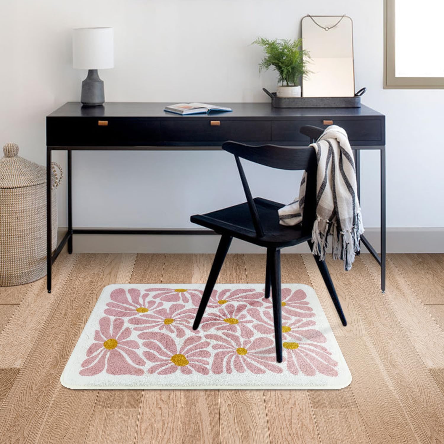 Shiyue Pink Bathroom Mat Cute Flower Bath Rug, Soft Cozy Microfiber Slip Floor Carpet Decor Absorbent Washable,Girls Bedroom Bat