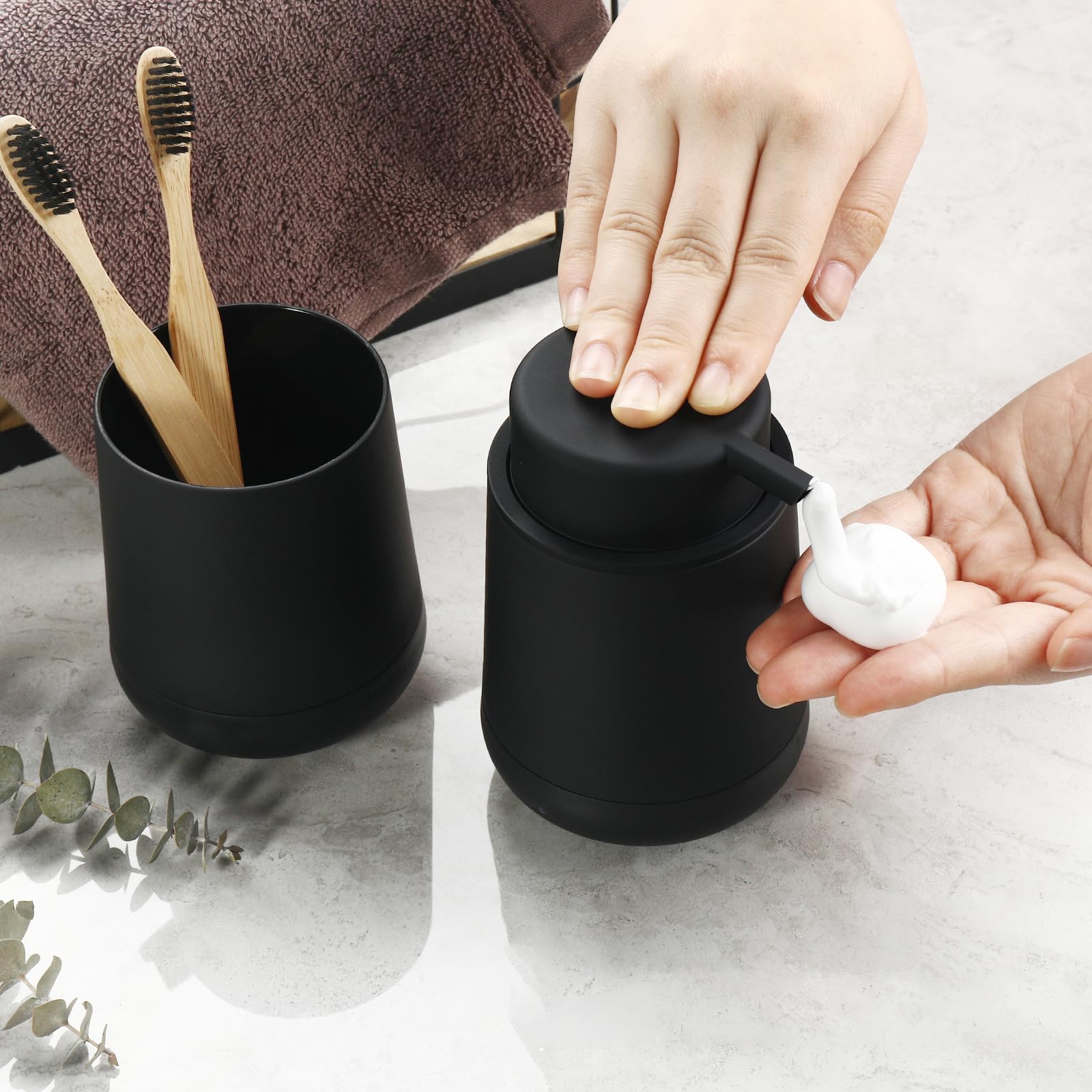 Gahefy Silicone Boot Black Foaming Hand Soap Dispenser For Bathroom,Refillable Foam Dish Soap Dispenser For Kitchen With Easy-To