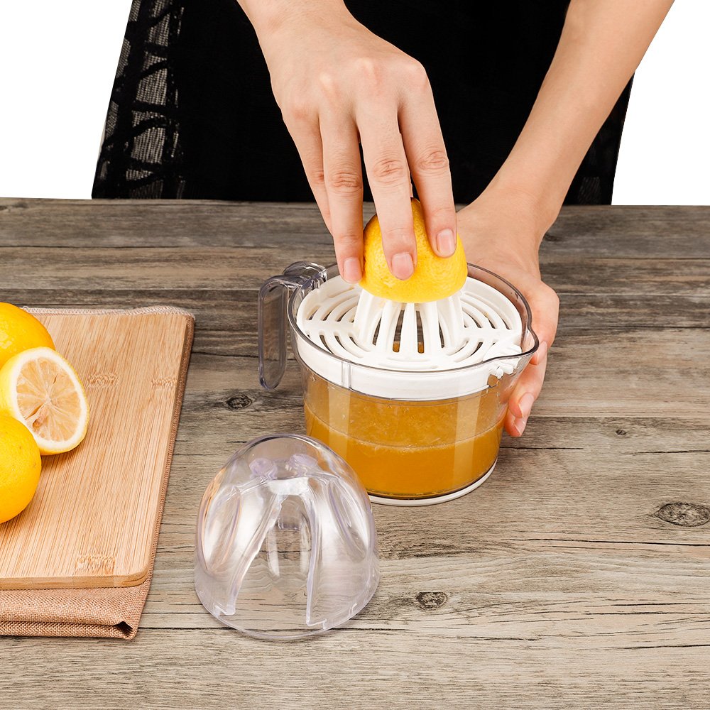 Citrus Juicer, Sunhanny Orange Lemon Manual Hand Squeezer, Anti-Slip Lid Rotation Reamer Lime Press, 17-Ounce Capacity, Clear